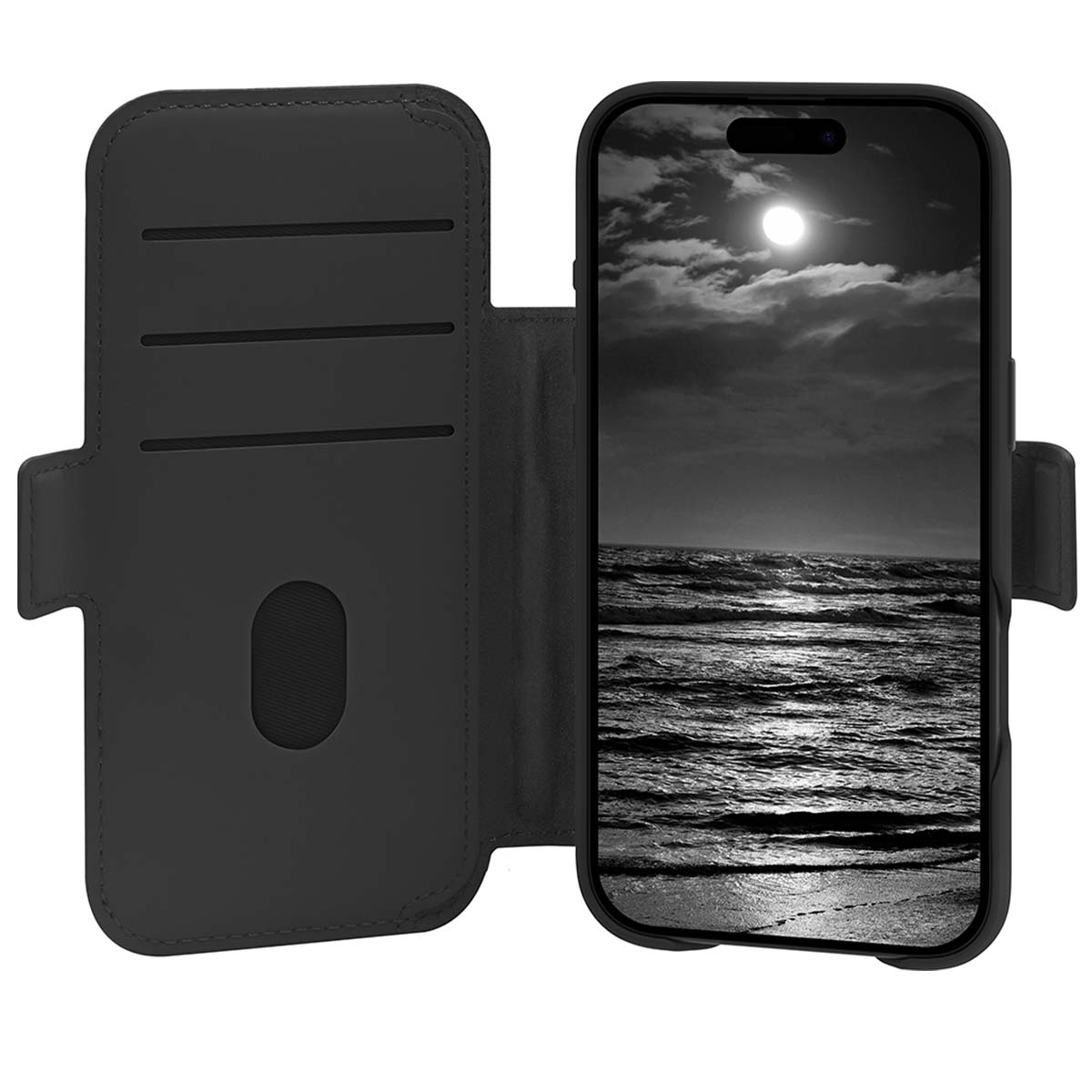 Un telefono in una custodia nera mostra un'immagine in bianco e nero di una spiaggia illuminata dalla luna. La custodia è aperta, mostrando fessure per carte.
