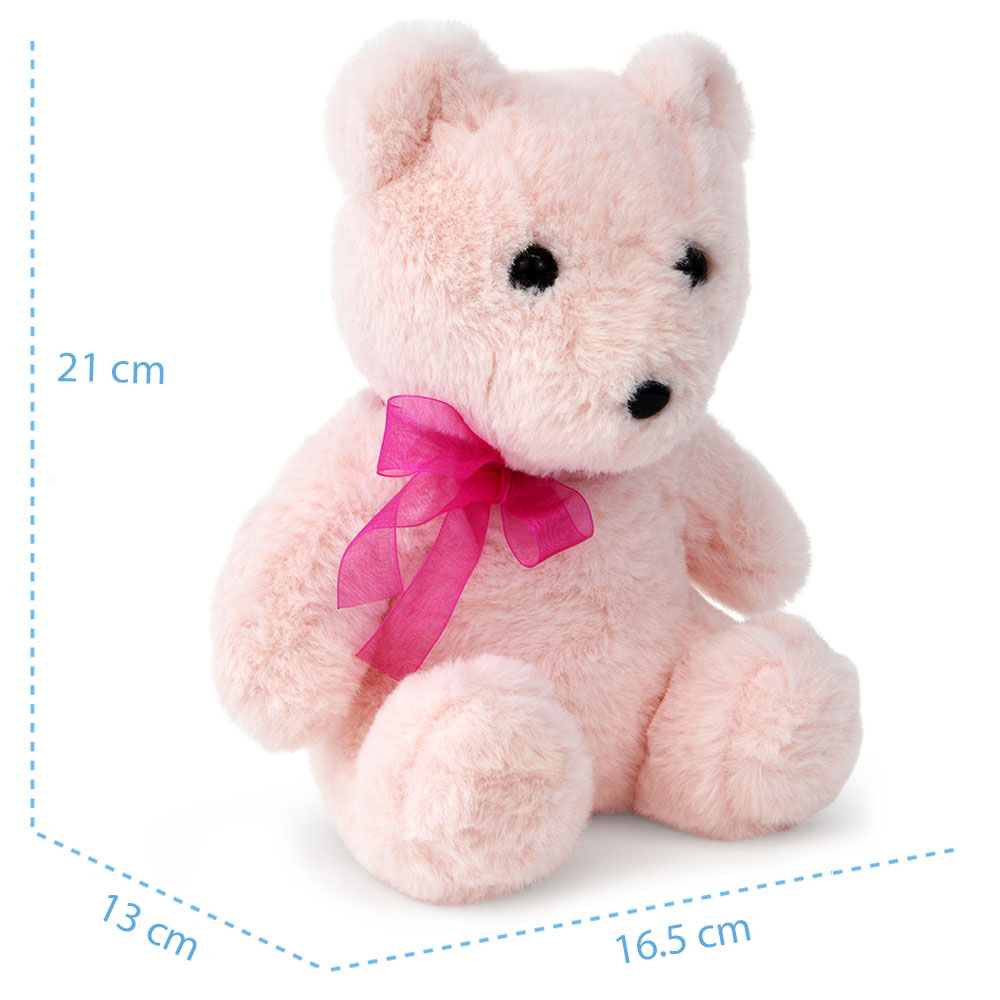 Ein rosa Teddybär mit rosa Schleife sitzt da. Abmessungen: 21 cm hoch, 13 cm breit, 16,5 cm lang. Schwarze Augen und Nase.
