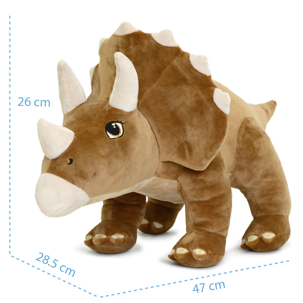 Ein braunes Plüsch-Triceratops-Spielzeug mit weißen Hörnern und Stacheln, die Abmessungen sind 26 cm, 28,5 cm und 47 cm.