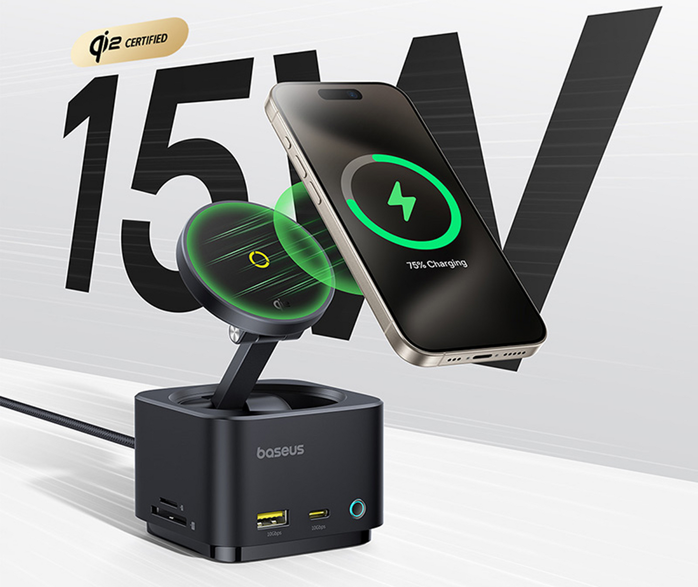 Ein Telefon, das drahtlos auf einer schwarzen Basis geladen wird. Das Telefon zeigt 75 % Ladung an. Die Basis hat USB-Anschlüsse und den Markennamen 'baseus'.