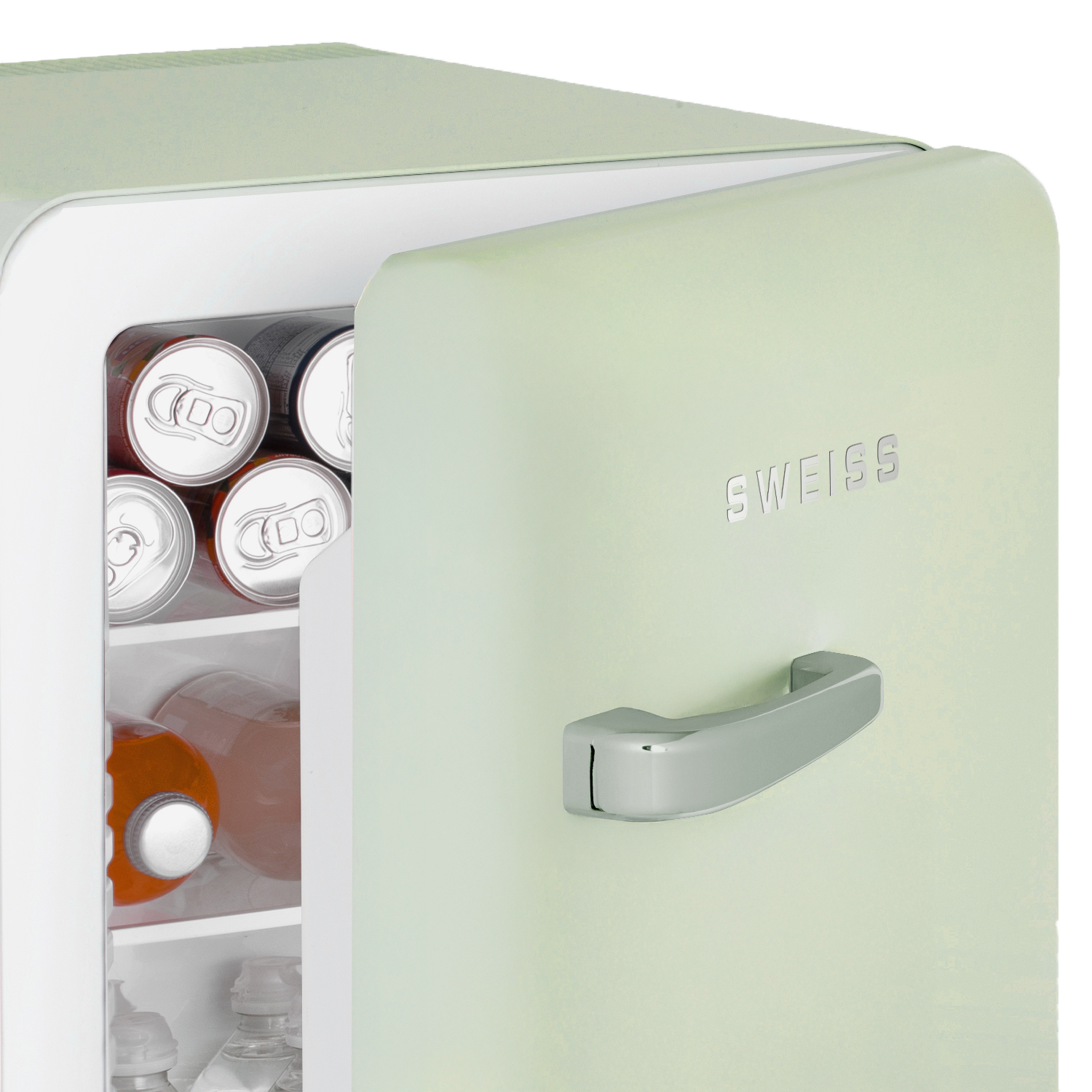 Ein mintgrüner Mini-Kühlschrank mit geöffneter Tür, der Getränke im Inneren zeigt. Der Kühlschrank hat einen silbernen Griff und das Wort 'SWISS'.