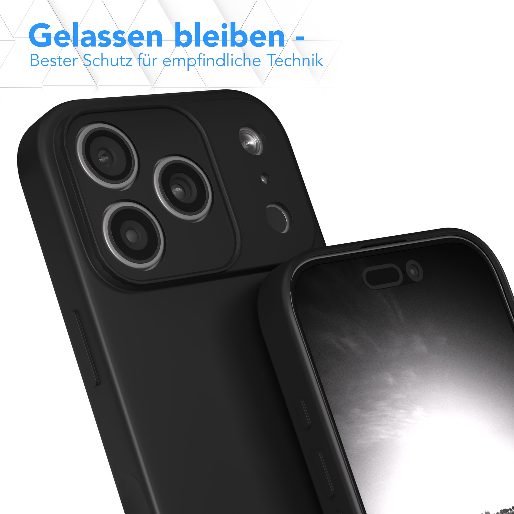 Schwarzes Smartphone mit drei Kameras und Schutzhülle, vor weißem Hintergrund.