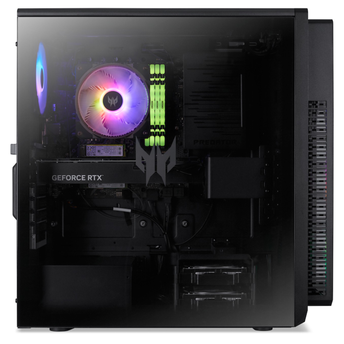 Una torre de computadora con panel lateral de vidrio. Los componentes incluyen un enfriador de CPU, tarjeta gráfica y RAM, iluminados con LED.