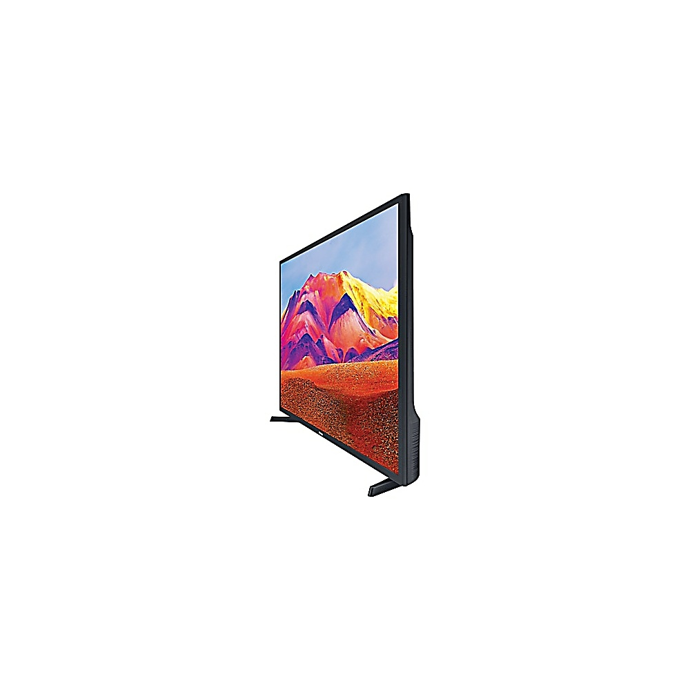 Un televisore Samsung mostra un paesaggio montano. Il televisore è angolato a destra, mostrando una montagna colorata su sfondo bianco.
