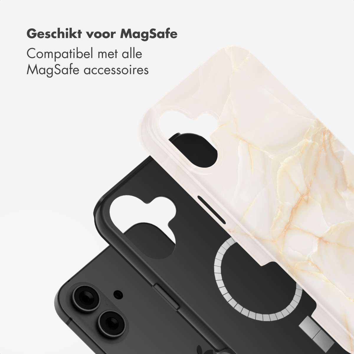 Tre custodie per telefono: marmo, nero e bianco. Compatibili con gli accessori MagSafe. Testo: 'Geschikt voor MagSafe', ecc.