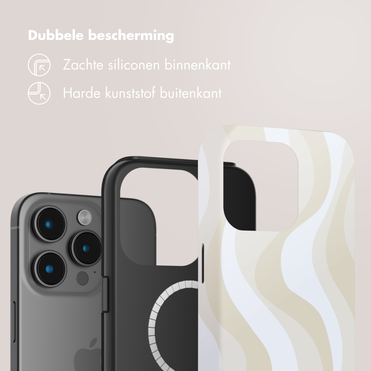 L'immagine mostra una custodia per telefono con un telefono all'interno. La custodia è bianca e nera, e il telefono è grigio. Il testo dice doppia protezione.
