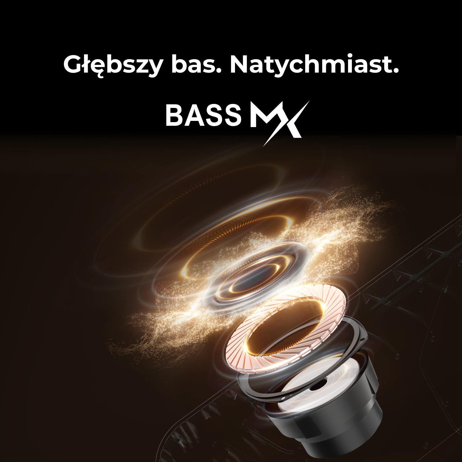 Obraz przedstawia elementy głośnika z falami dźwiękowymi promieniującymi na zewnątrz. Tekst brzmi: 'Głębszy bas. Natychmiast. BASS MX'.