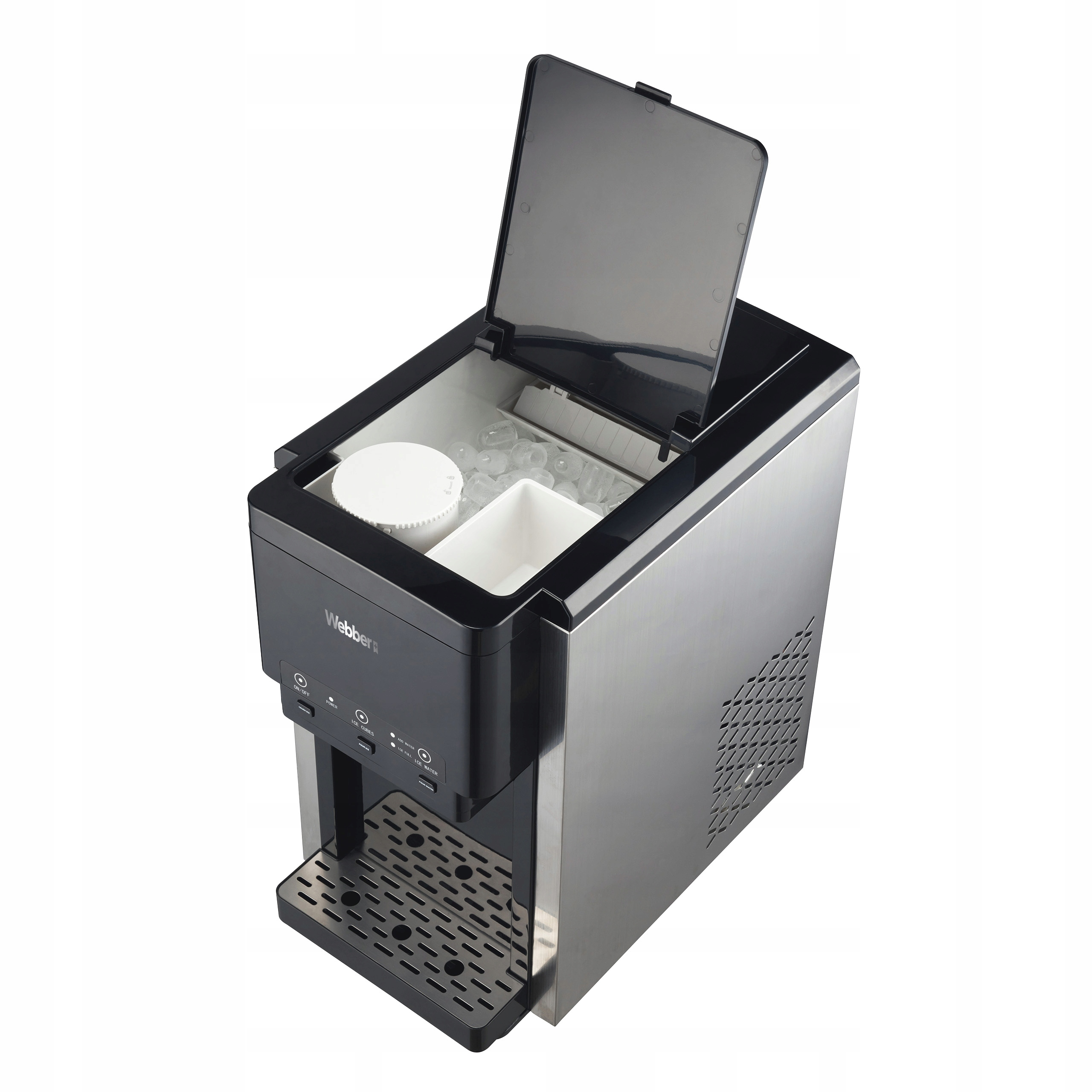 Kostkarka do lodu, czarno-srebrna, z otwartą pokrywą. W środku kostki lodu. Z przodu taca i przyciski sterowania.