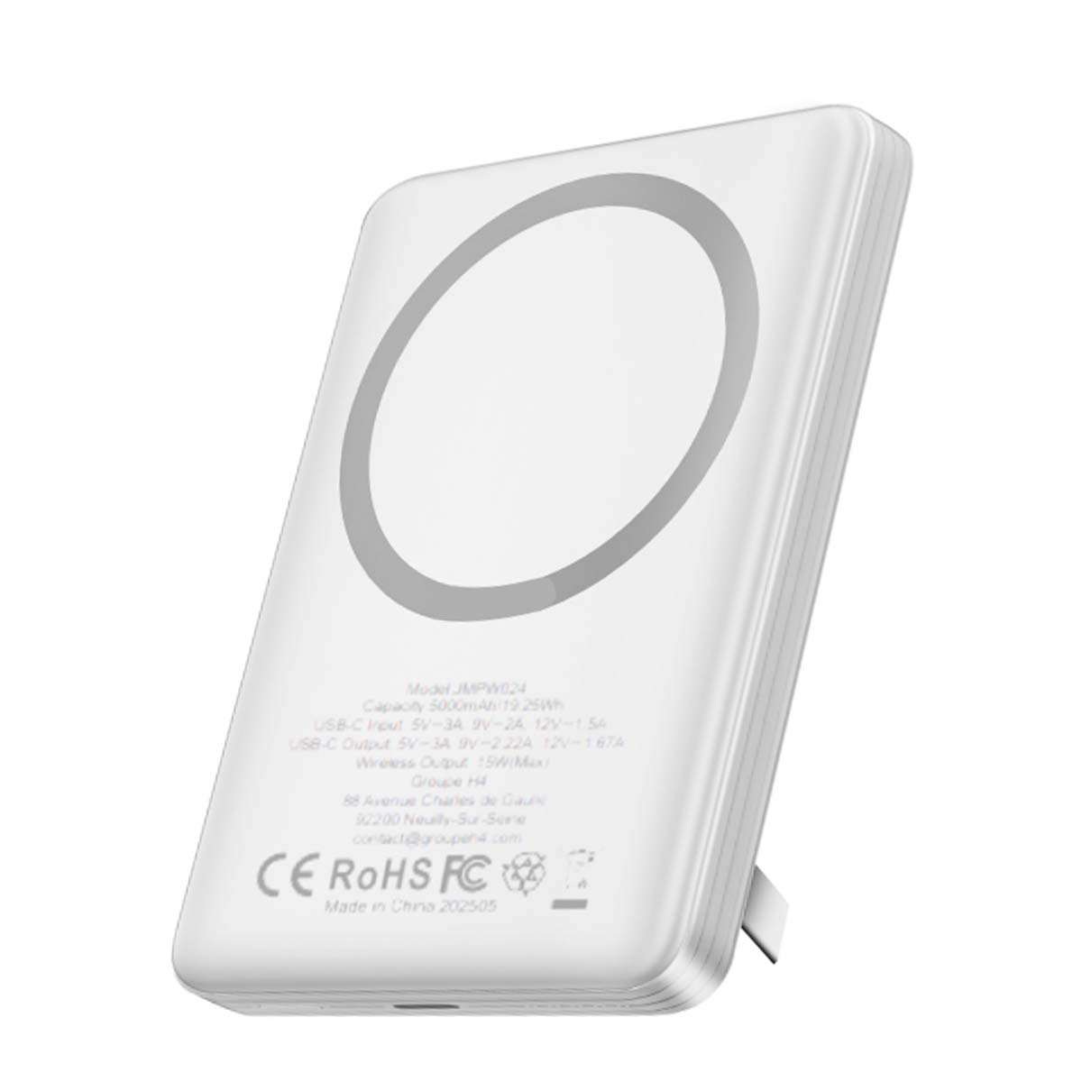 Un cargador inalámbrico blanco con un contorno circular. Tiene texto y un soporte en la parte trasera.