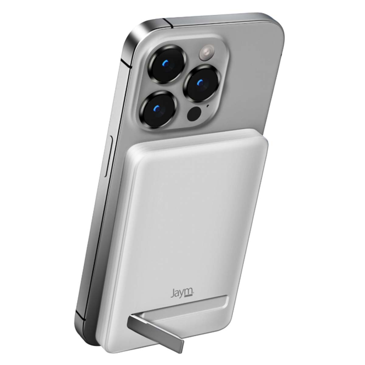 Un smartphone plateado con un cargador magnético blanco. El teléfono tiene varias lentes de cámara. Un soporte es visible.