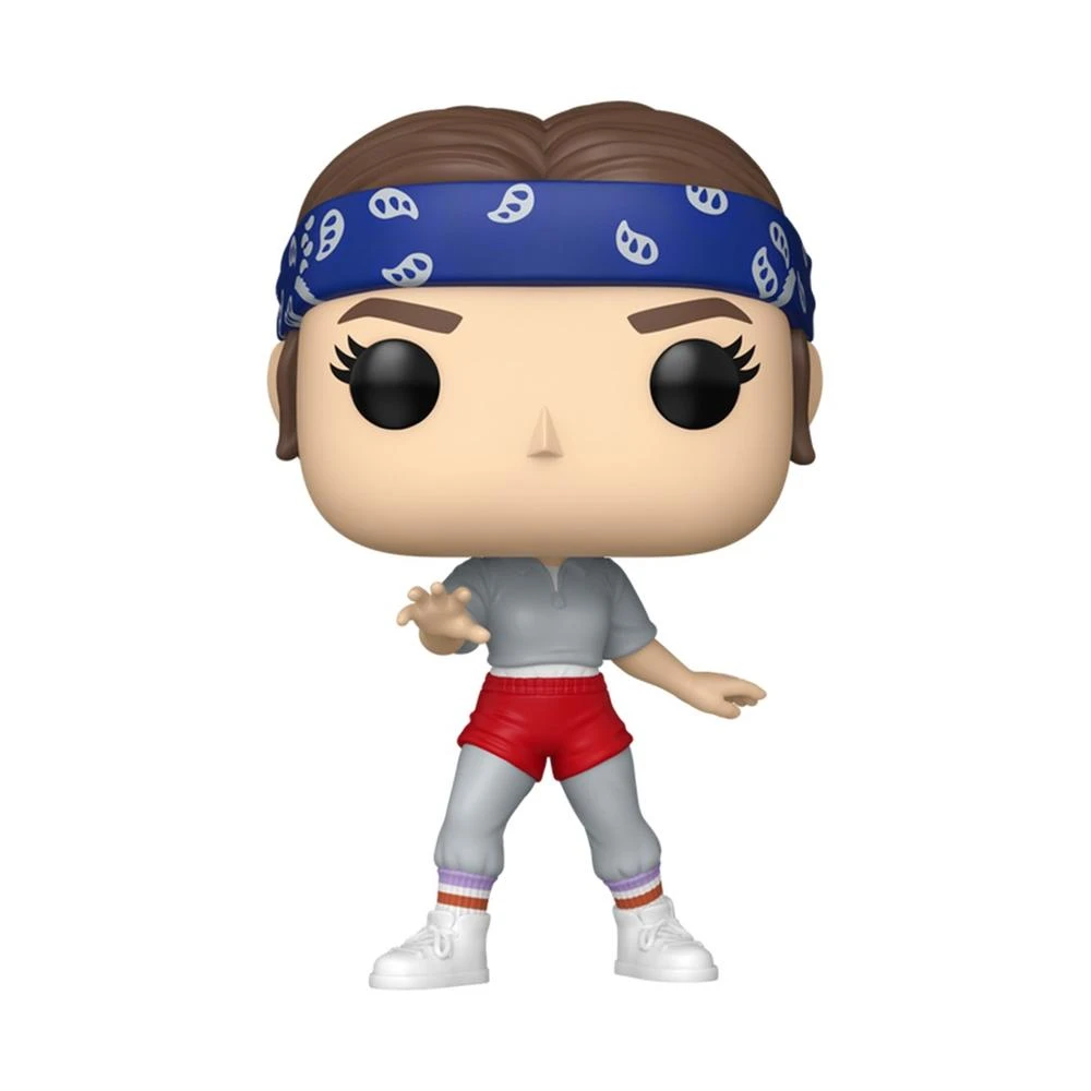 Figura Funko Pop de un personaje con bandana azul, top gris, shorts rojos y zapatillas blancas, con ojos negros.