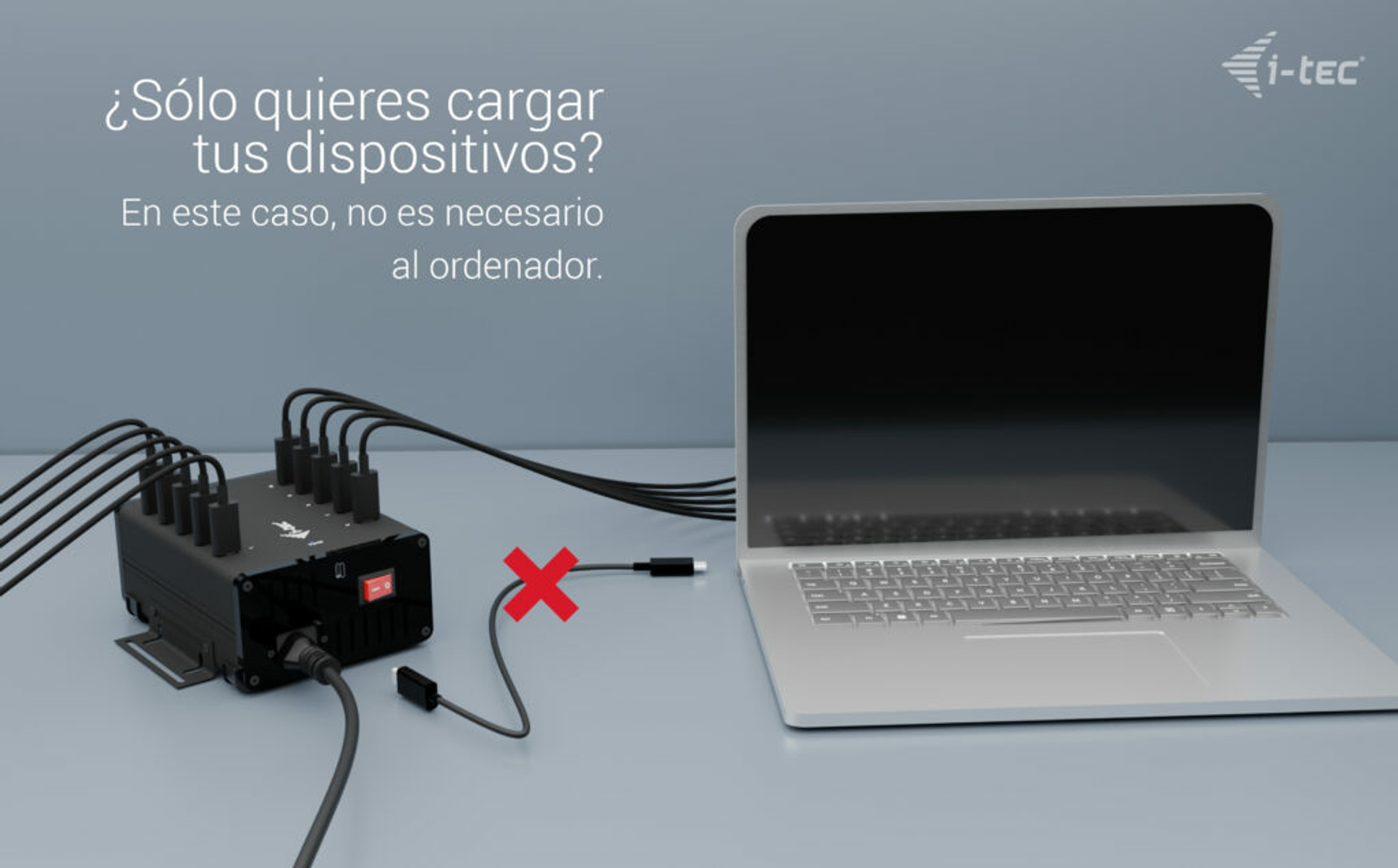 Un portátil y un concentrador de carga con múltiples cables. El texto sugiere que no se necesita conexión al ordenador para cargar.