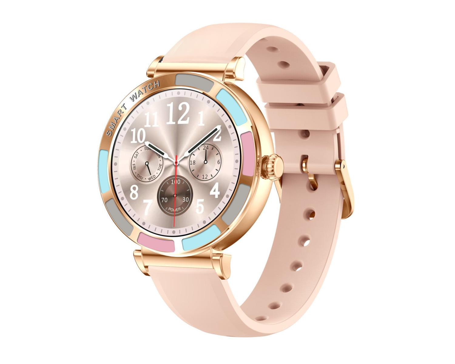 Uno smartwatch oro rosa con cinturino rosa chiaro. Il quadrante ha un quadrante argentato con numeri e accenti colorati.