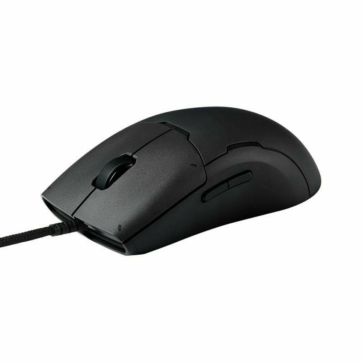 Een zwarte computermuis met een scrollwiel en twee zijknoppen, verbonden met een zwart snoer, op een witte achtergrond.