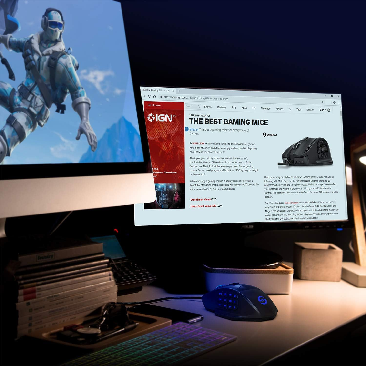 Konfiguracja komputera z ekranem pokazującym stronę internetową o myszach do gier i myszą do gier.