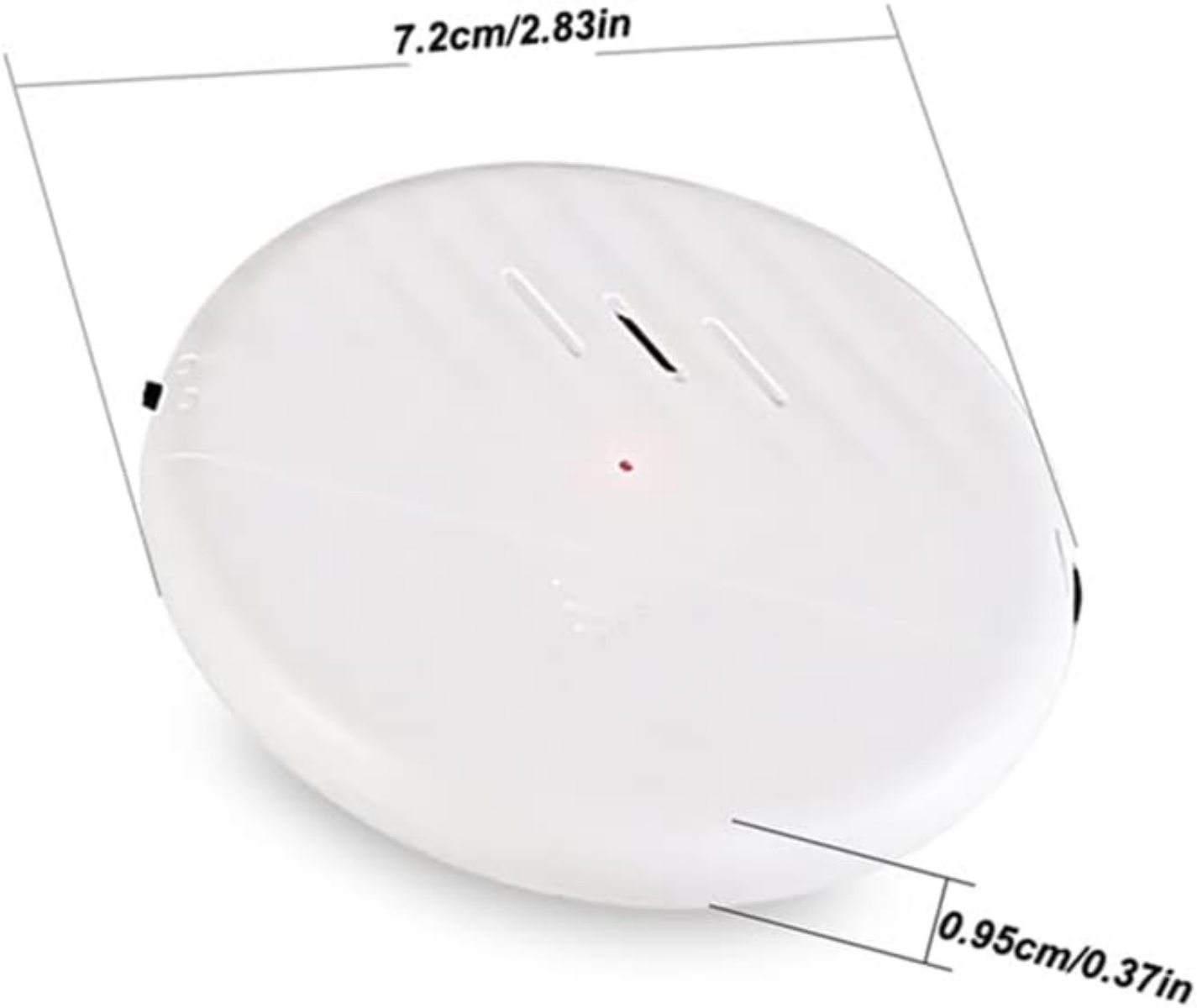Ein weißes, ovales Gerät. Es hat drei kleine Lüftungsschlitze, einen roten Punkt und Beschriftungen. Die Abmessungen sind 7,2 cm/2,83 Zoll und 0,95 cm/0,37 Zoll.