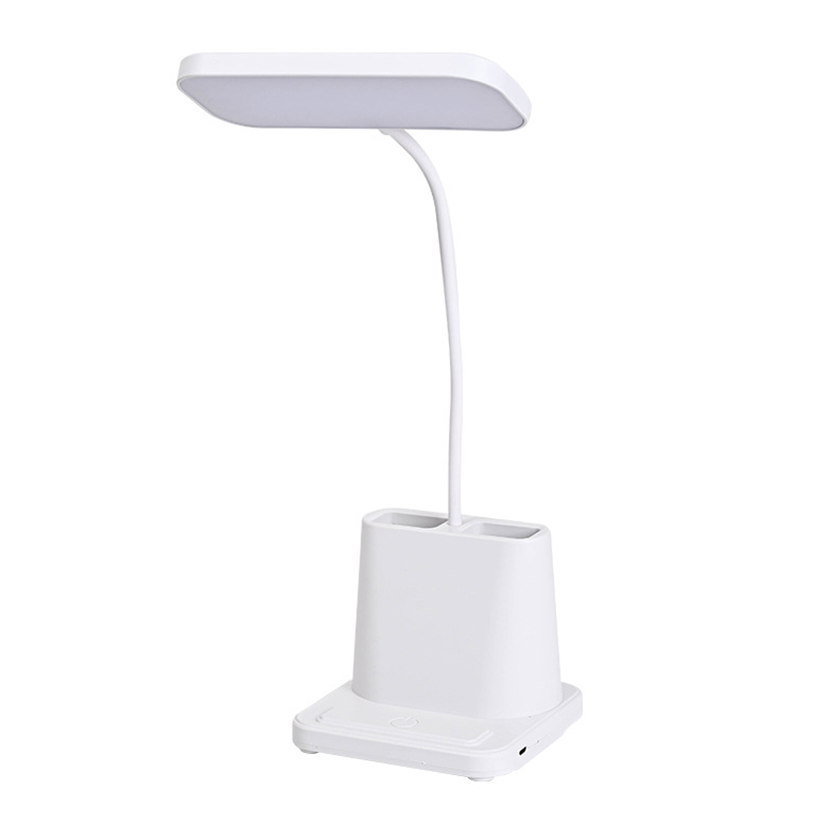 Eine weiße Schreibtischlampe mit rechteckigem Leuchtkopf und flexiblem Hals. Sie hat einen Sockel mit Stauraum und einem Netzschalter.