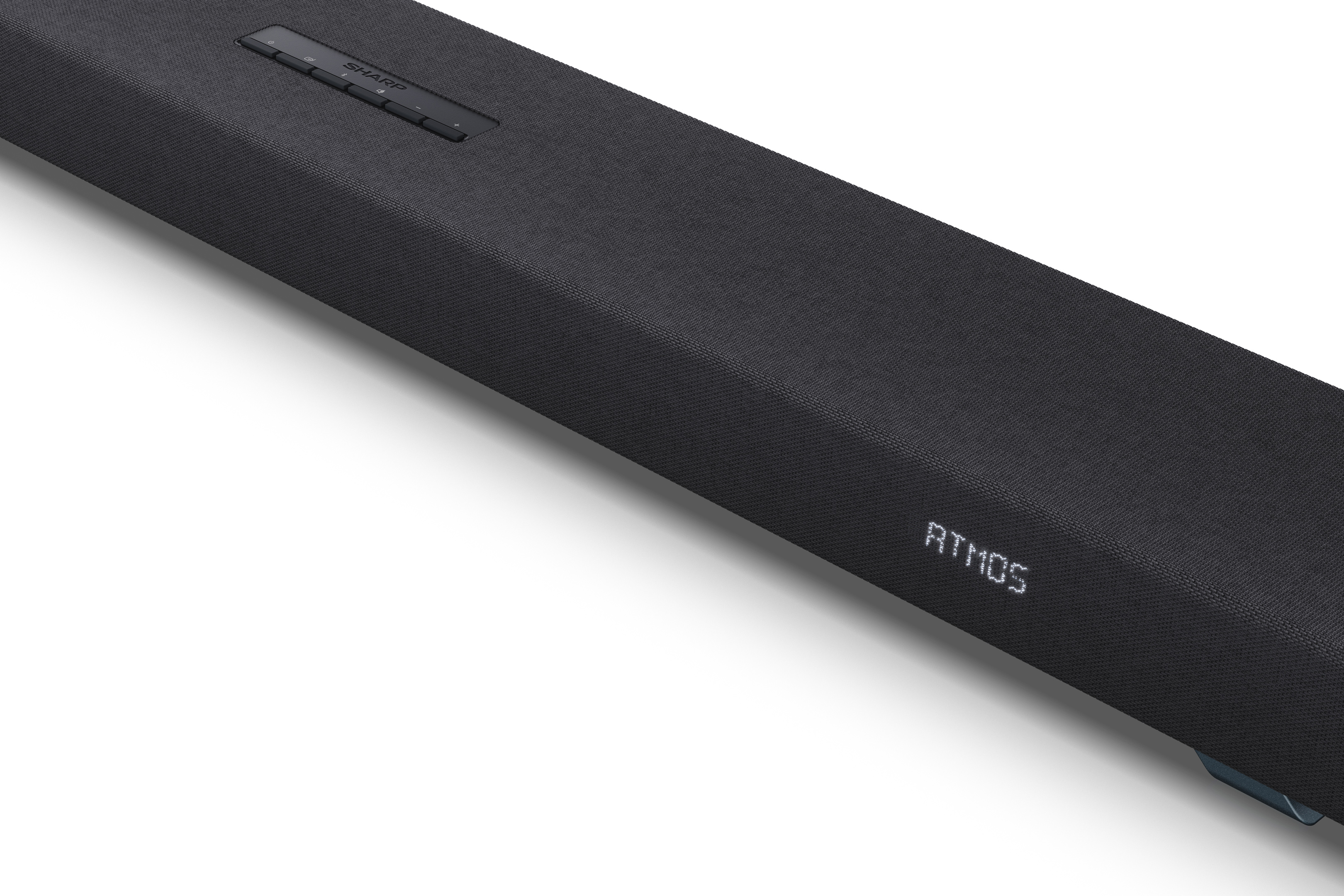 Eine dunkelgraue Soundbar mit dem Wort ATMOS in weißen Buchstaben. Knöpfe mit dem SHARP-Logo sind sichtbar.