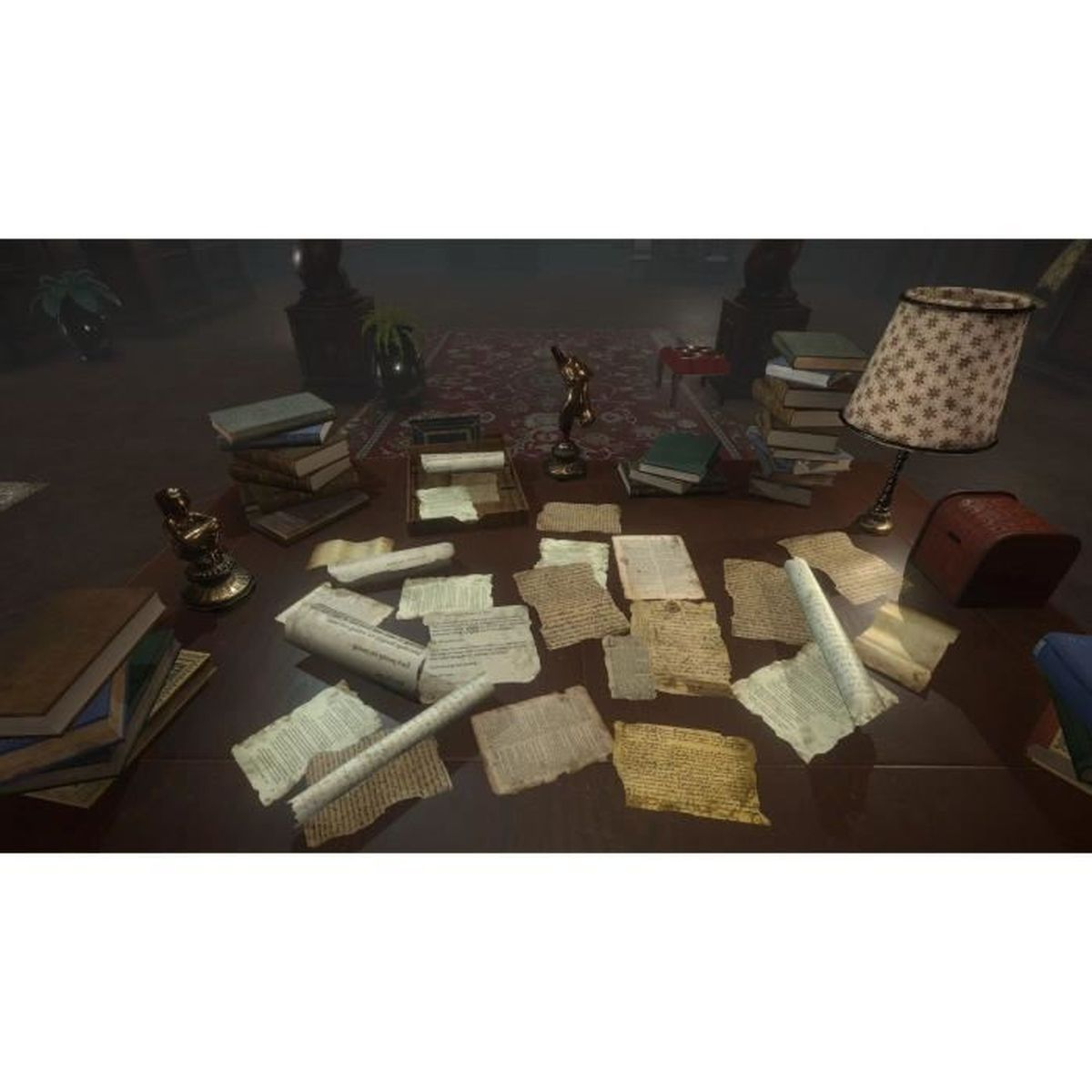 Ciemny pokój ze stołem pokrytym papierami, książkami i lampami. W tle widoczny jest posąg i czerwony dywan.