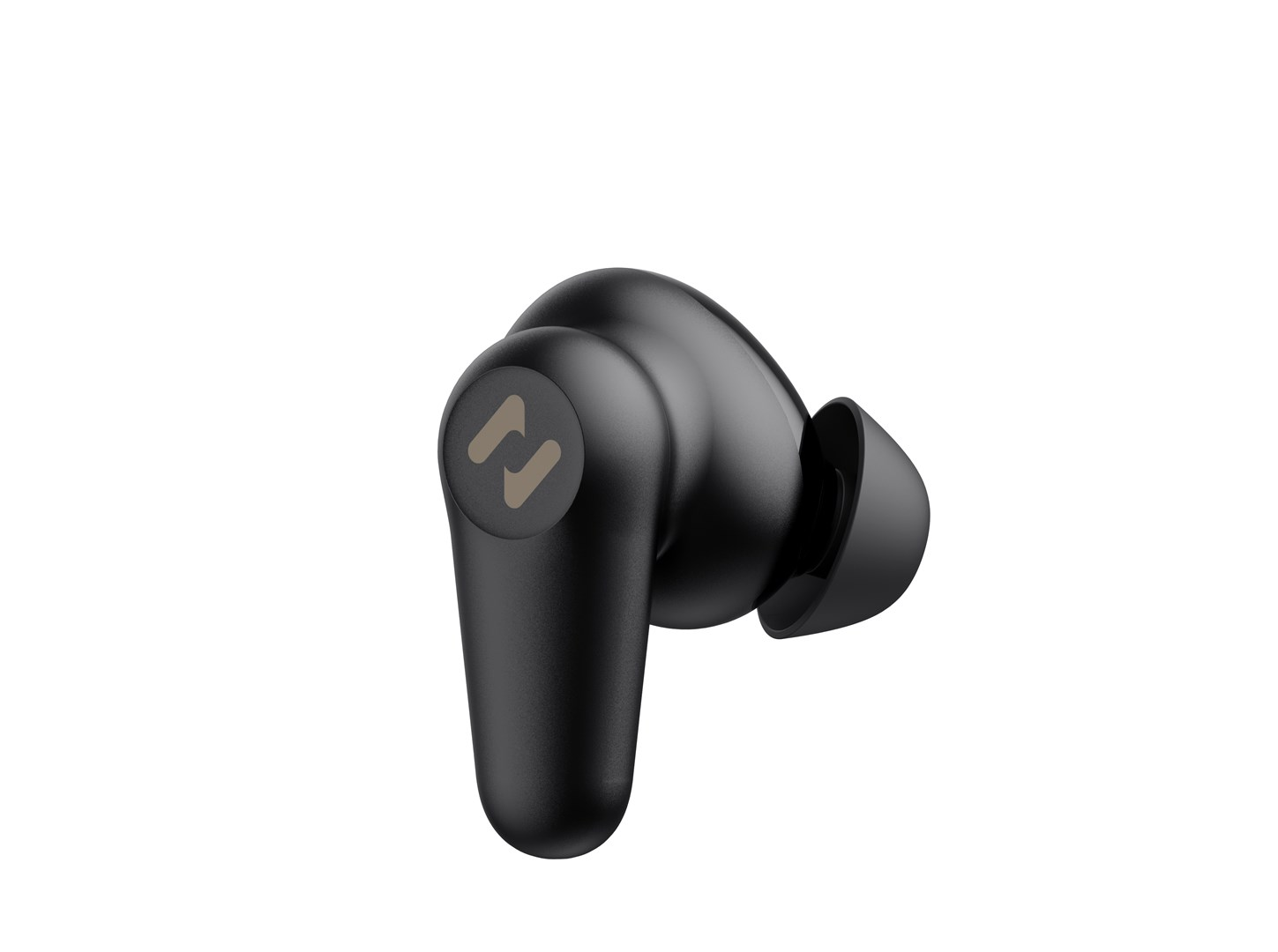 Zbliżenie czarnej, bezprzewodowej słuchawki. Ma logo, widoczna końcówka douszna.