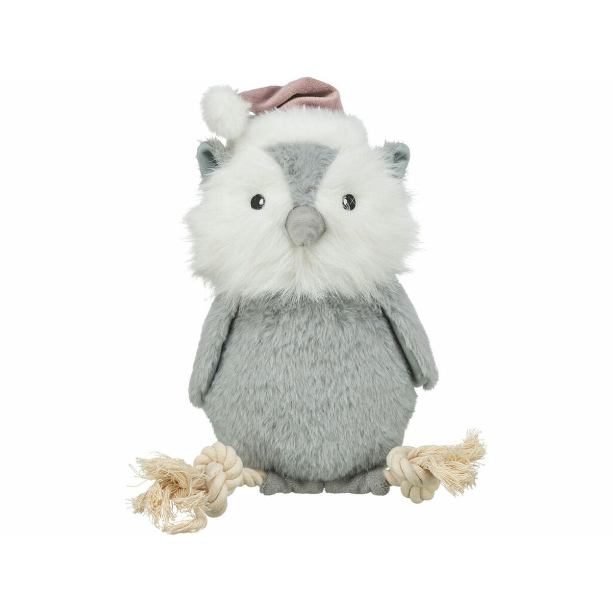 Un gufo di peluche grigio con un cappello rosa è seduto con i piedi di corda. Ha la pelliccia bianca intorno al viso e un corpo grigio.