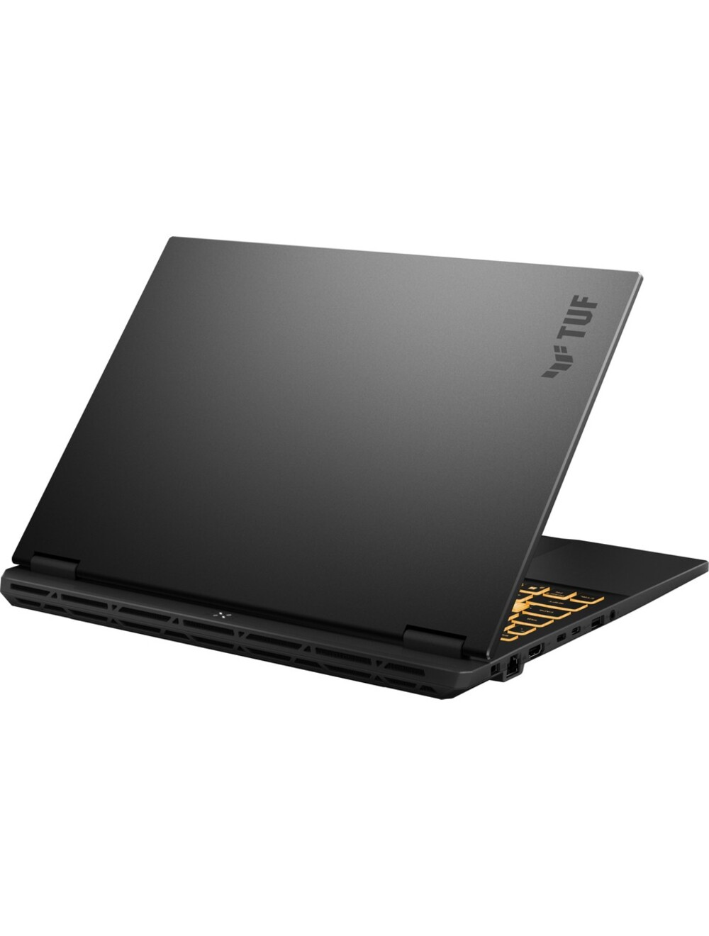 Siyah laptop, kısmen açık. Klavyede altın renkli harfler görülüyor. Kapakta 'TUF' logosu var. Beyaz zemin.