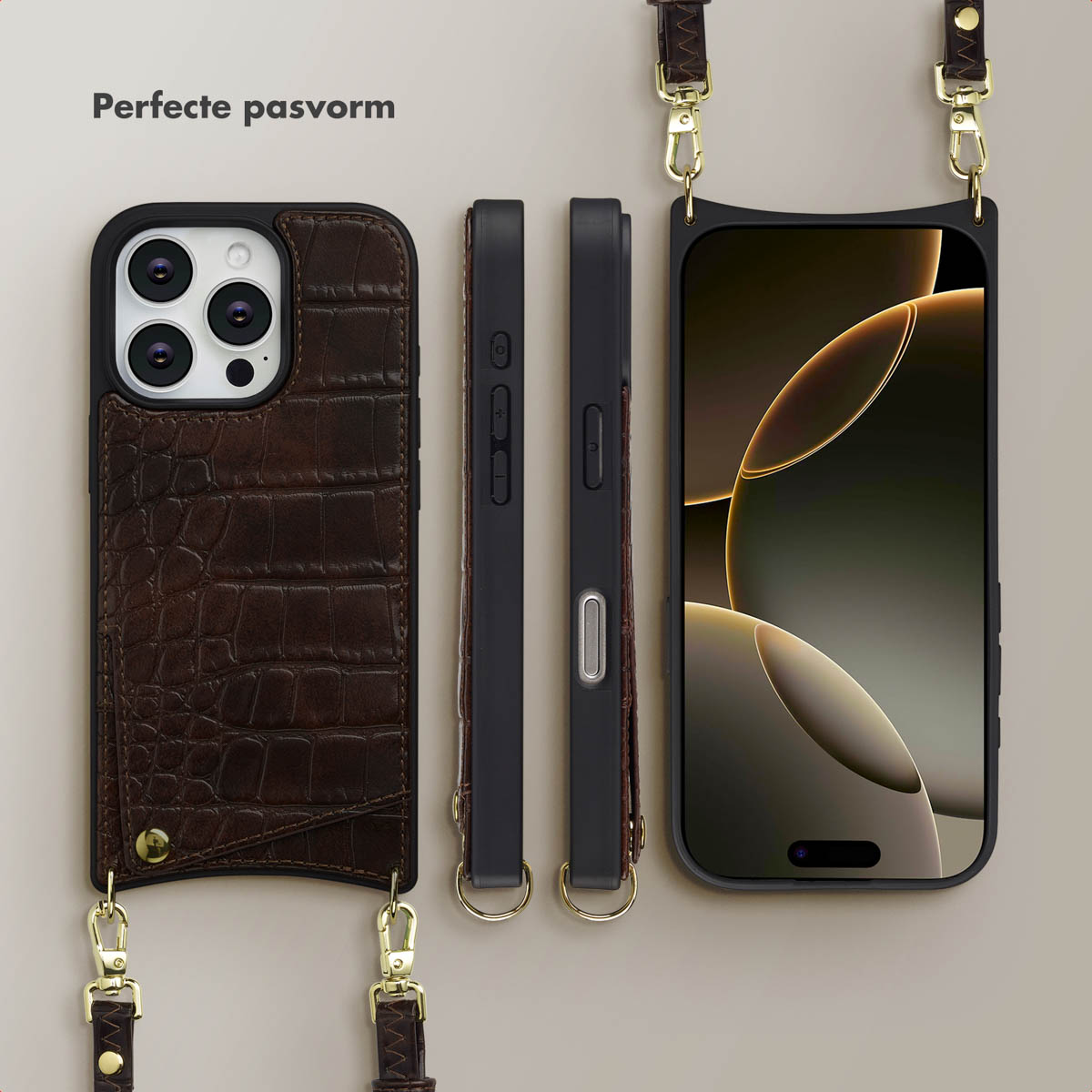 Een telefoonhoesjesset met bruine leertextuur en een bandje. Er liggen drie zwarte hoesjes naast.
