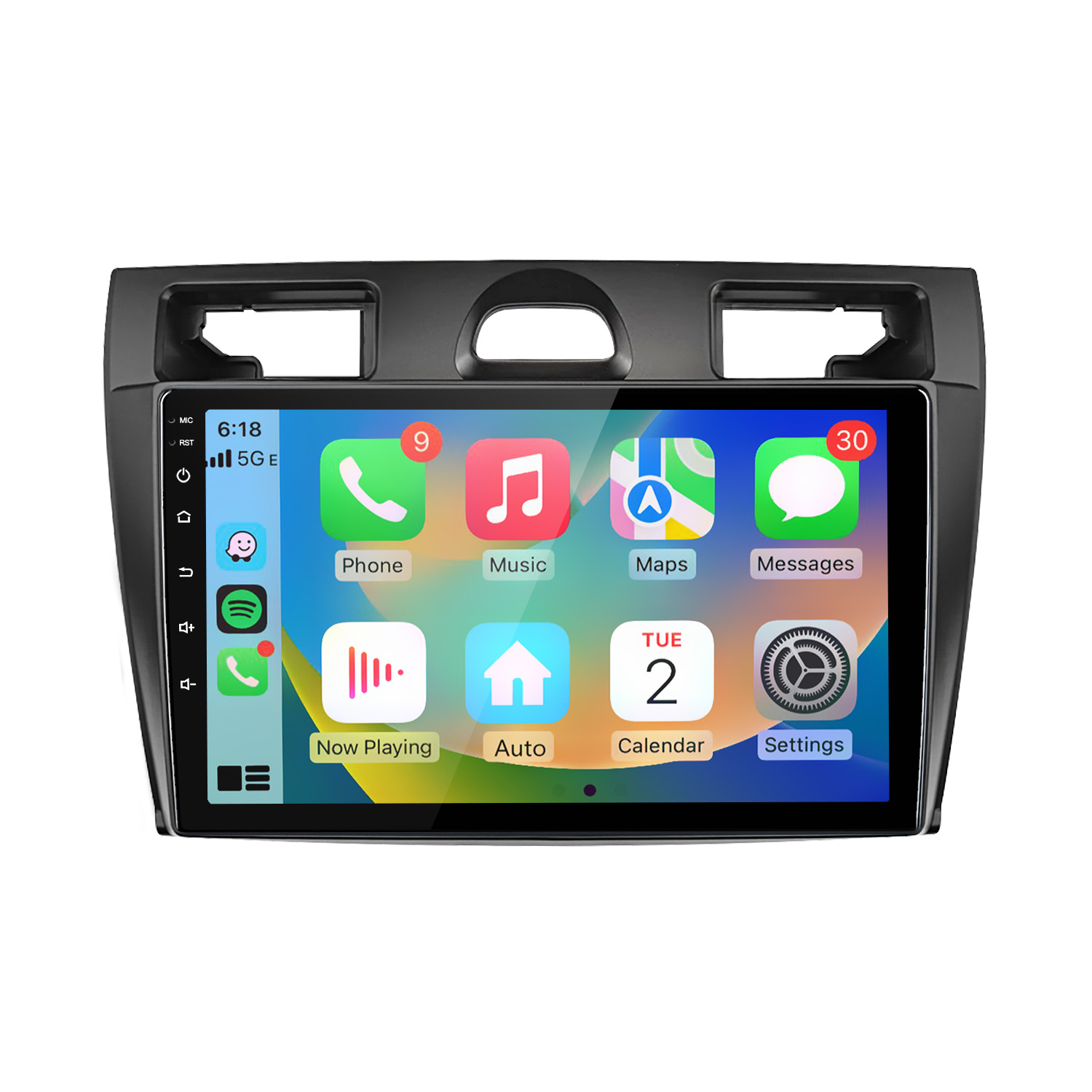 Un sistema de infoentretenimiento para automóviles muestra aplicaciones: teléfono, música, mapas, mensajes, reproducción actual, auto, calendario y configuración. La hora es 6:18, 5G E.