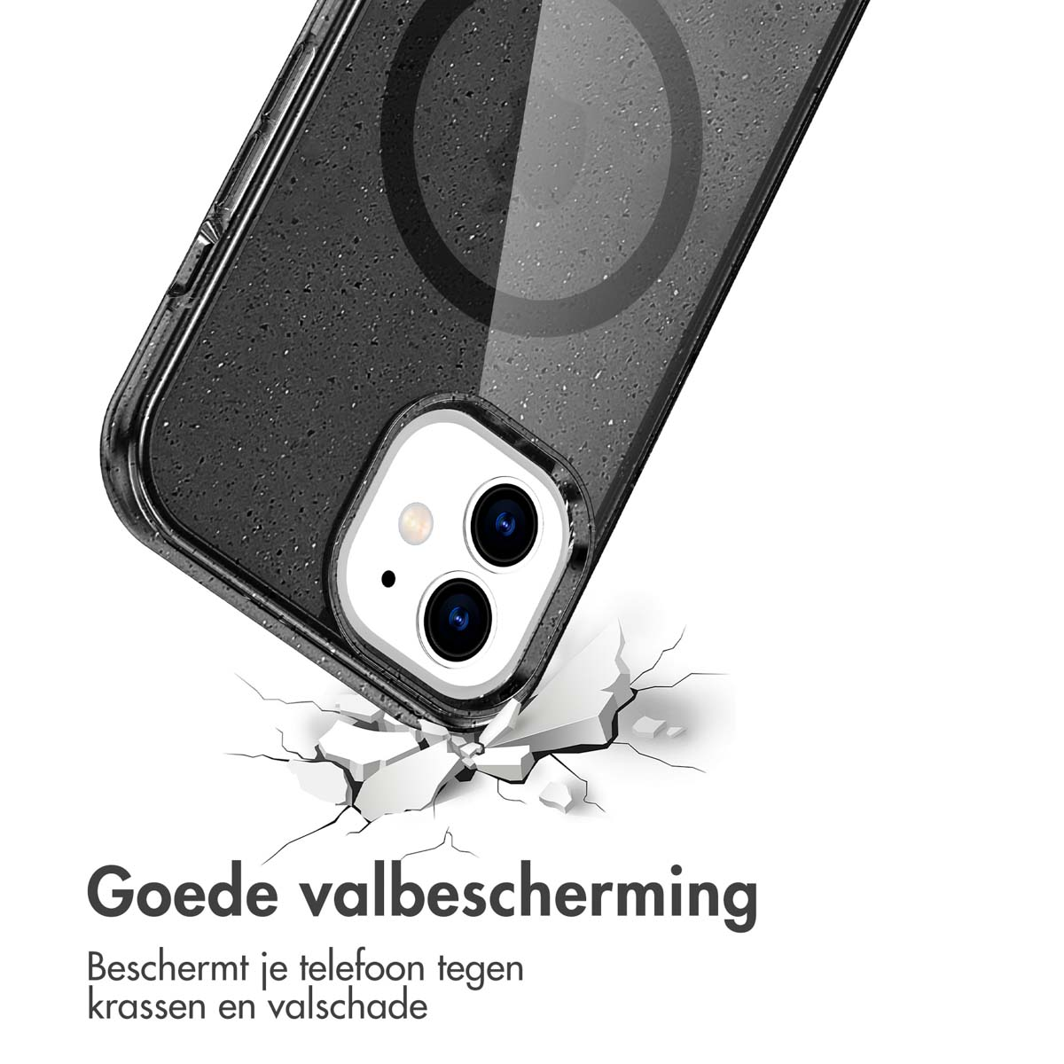 Una custodia protegge un telefono. La custodia è nera e grigia, con una sezione trasparente. Le crepe mostrano la resistenza agli urti.