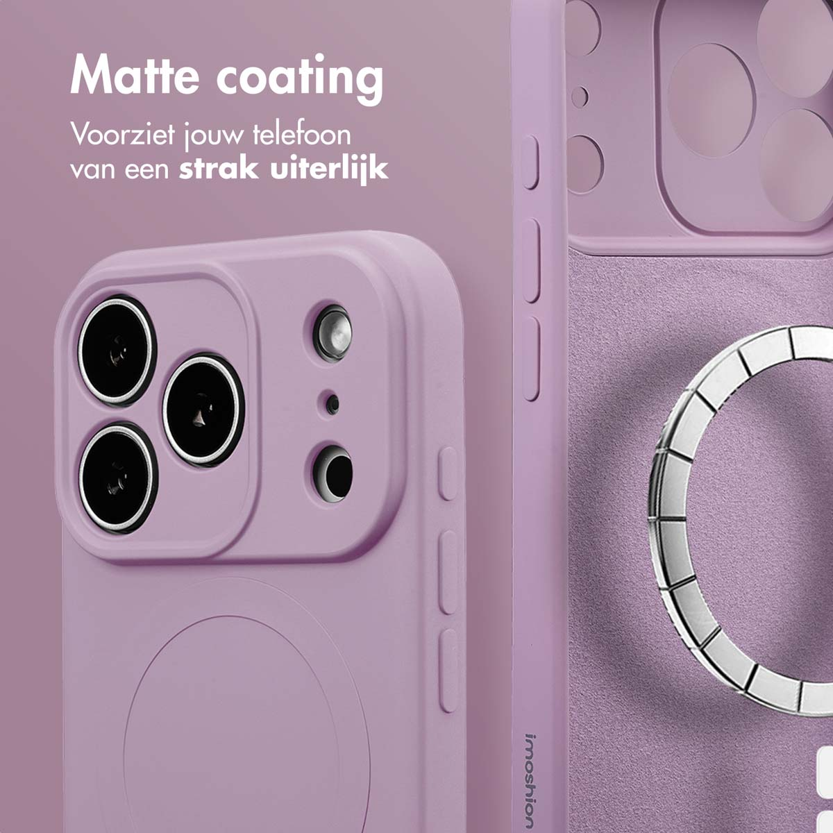Een close-up van een paarse telefoonhoes met drie cameralenzen. De tekst zegt 'Matte coating'. Een zilveren ring is rechts zichtbaar.