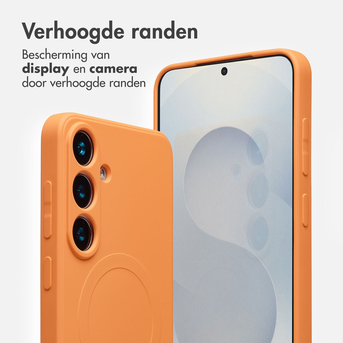 Oranje telefoonhoesje en telefoon op witte achtergrond. Tekst: Verhoogde randen. Bescherming van scherm en camera door verhoogde randen.