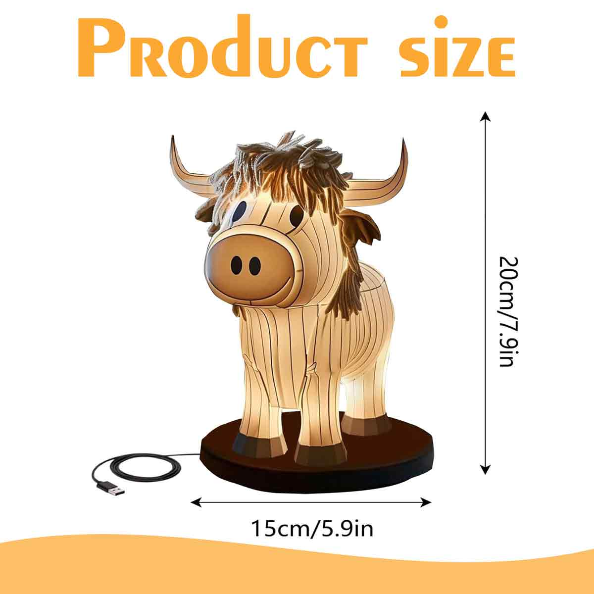Eine dekorative Hochlandkuh-Lampe. Sie ist beige mit braunen Details. Abmessungen: 15 cm/5,9 Zoll breit und 20 cm/7,9 Zoll hoch.