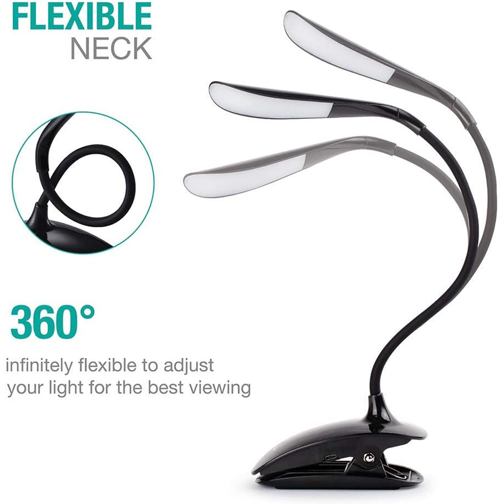 Eine flexible schwarze LED-Schreibtischlampe mit Clip-Basis. Sie hat einen flexiblen Hals und drei Leuchtköpfe mit weißem Licht.