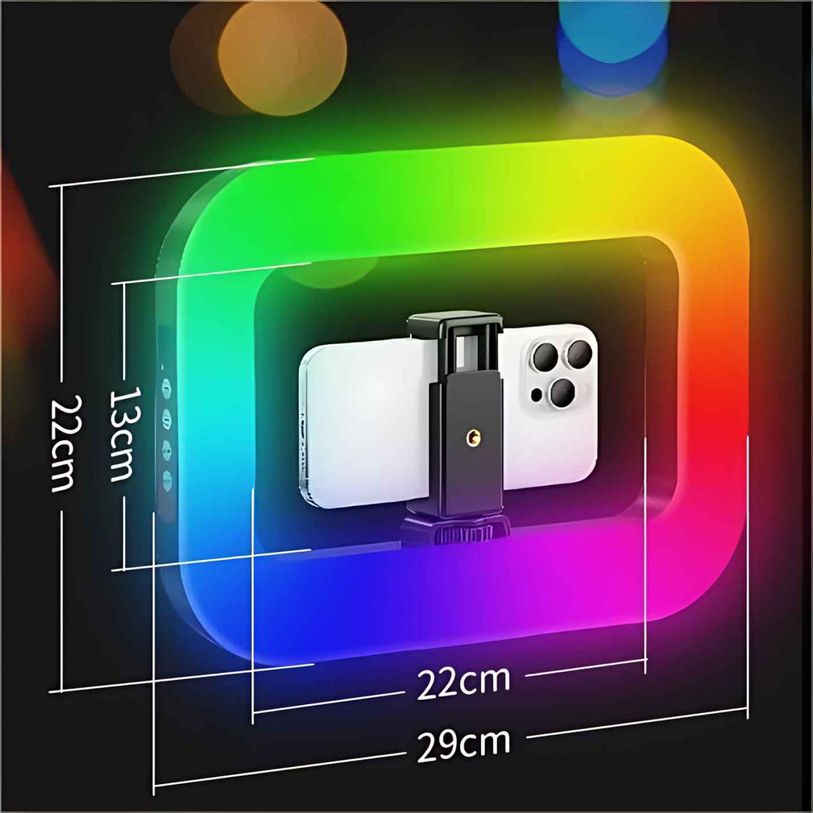 Ein Telefon in einem schwarzen Halter in einem Regenbogen-LED-Licht. Abmessungen sind markiert.