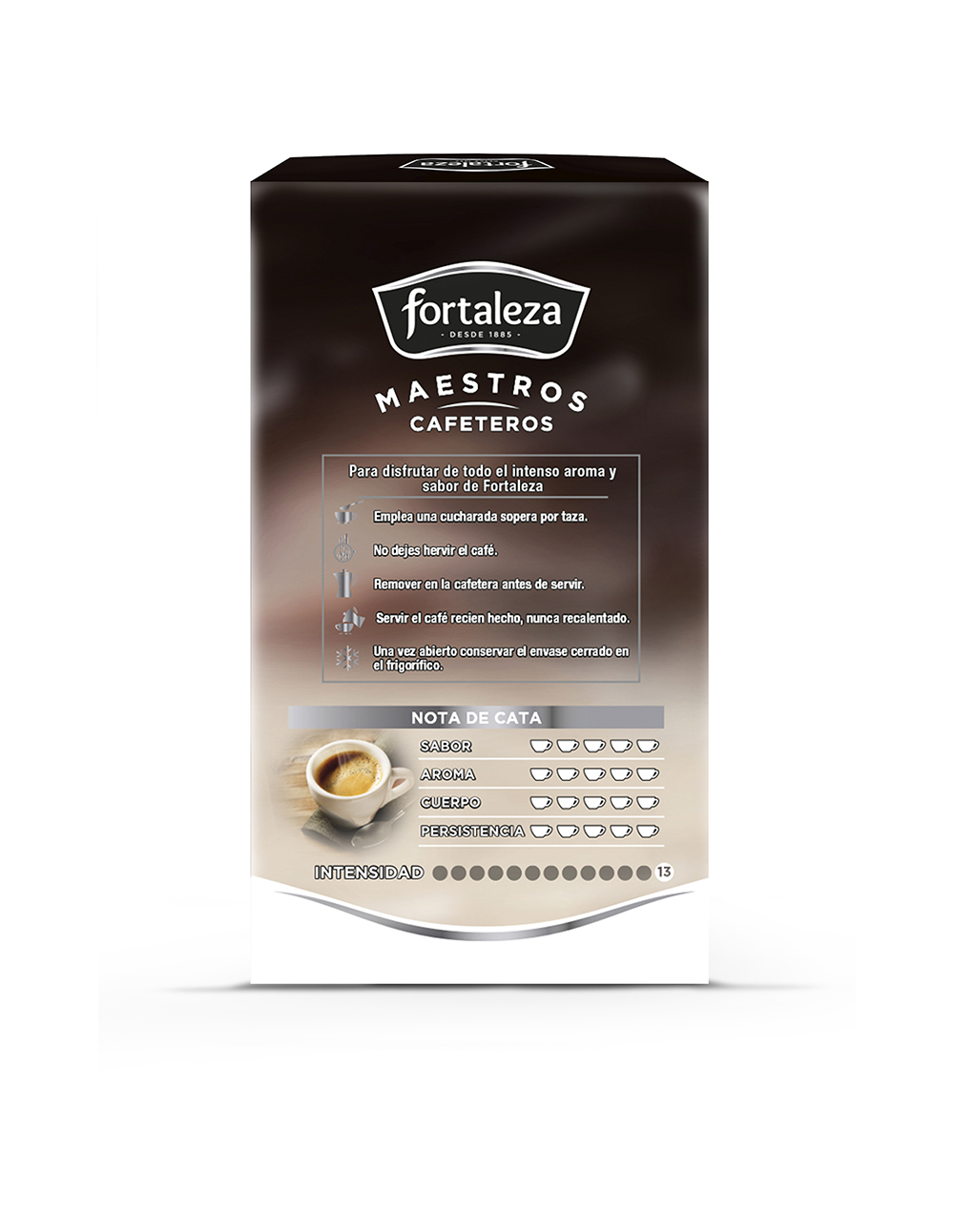 Paquete de café con logo 'Fortaleza'. Texto dice 'Maestros Cafeteros'. También hay instrucciones y notas de cata.