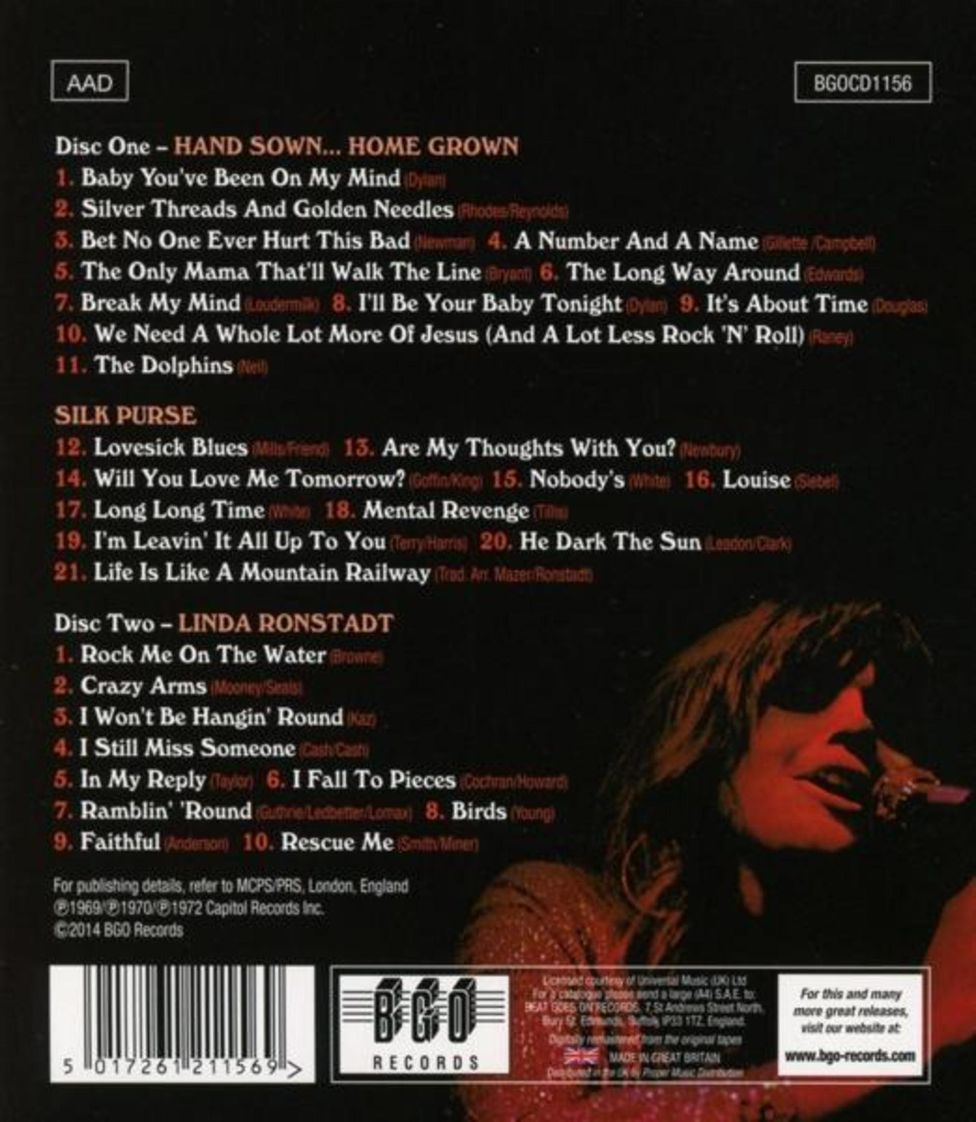 Albumcover mit Titelliste und Frauengesicht. Albumtitel und Interpret sind sichtbar.