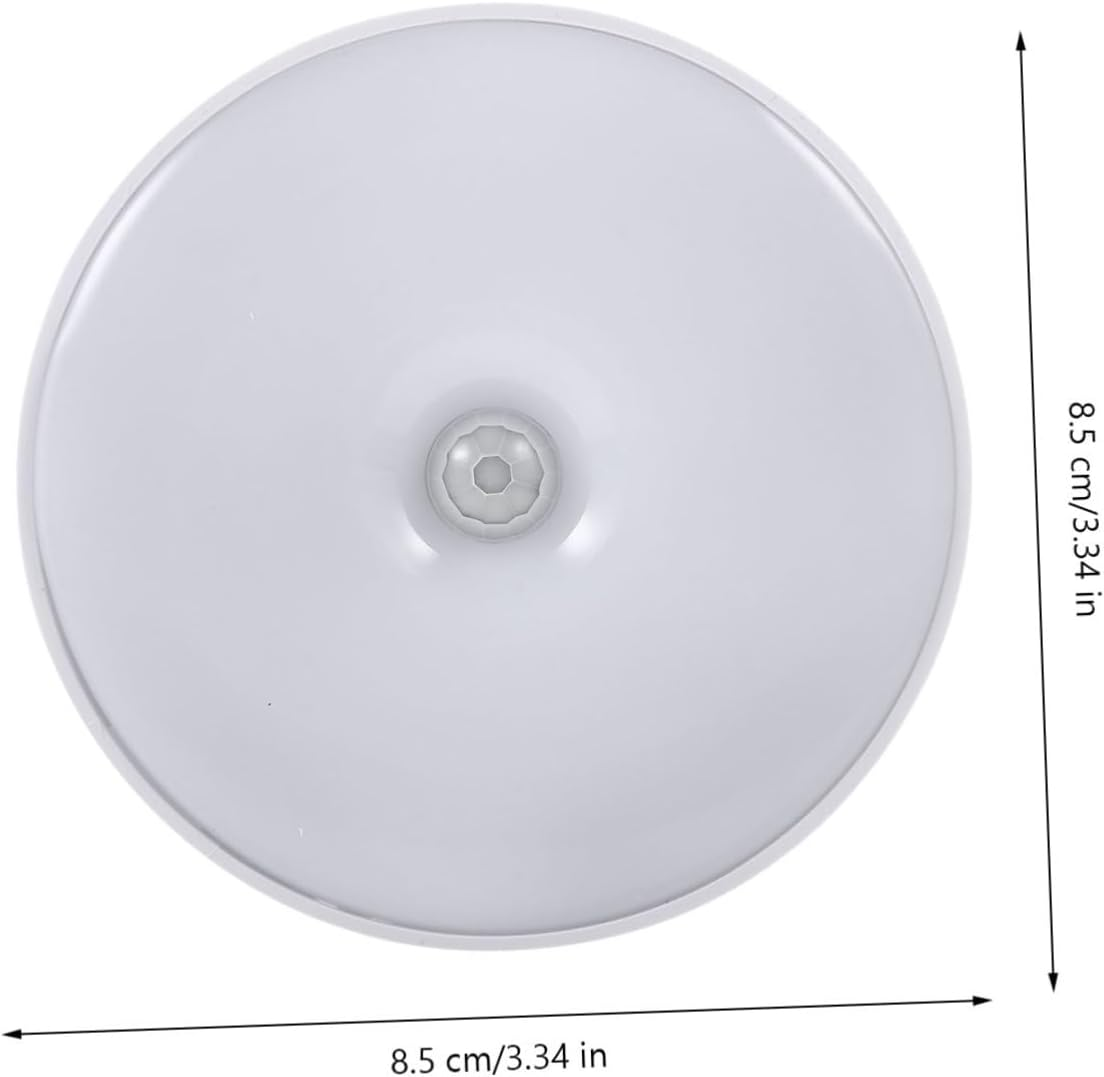 Ein weißes, kreisförmiges LED-Licht mit einem Bewegungssensor in der Mitte. Abmessungen sind 8,5 cm/3,34 Zoll, durch Pfeile angezeigt.