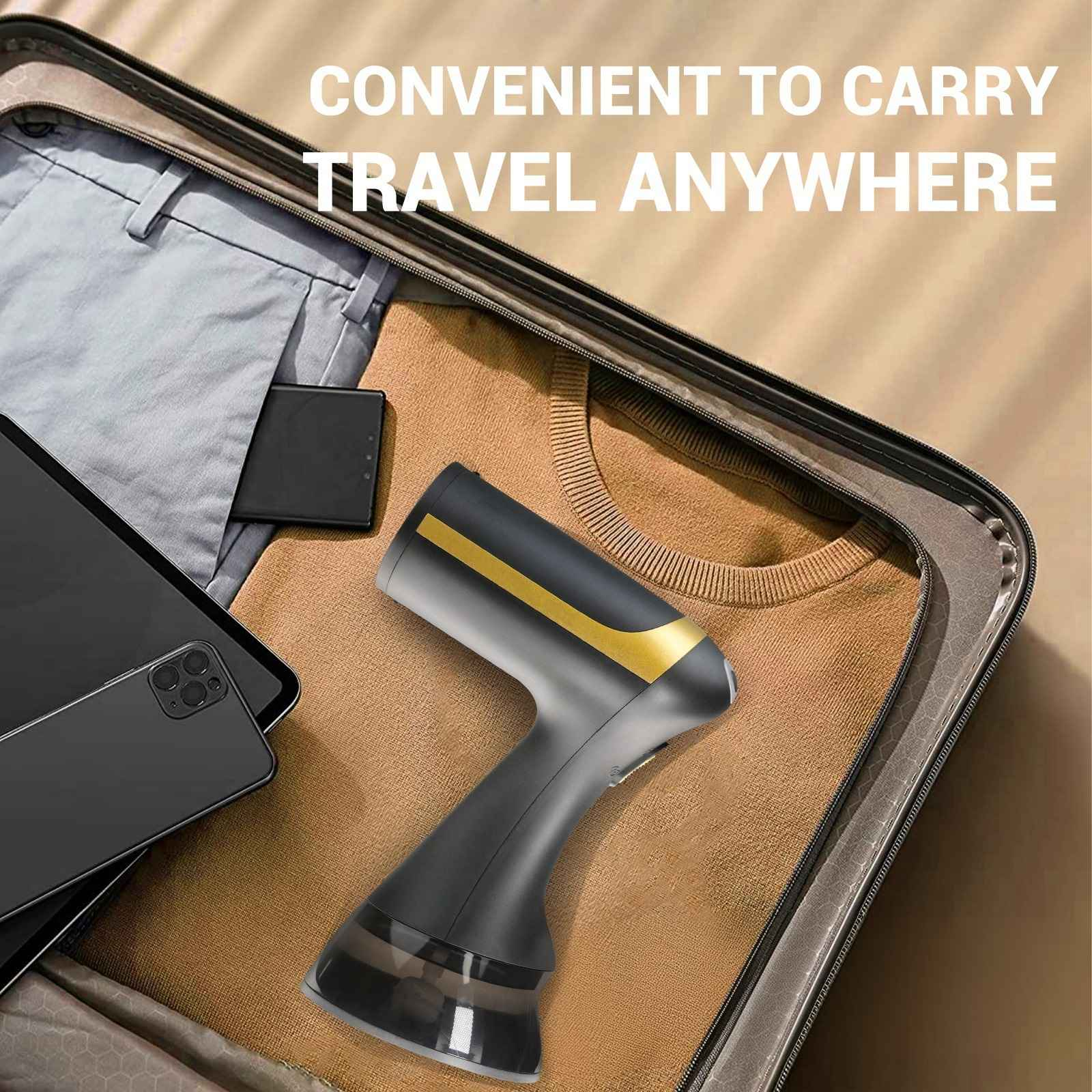 Ein Reisekoffer mit Kleidung, einem Dampfgarer und einem Telefon. Der Text oben lautet: BEQUEM ZU TRAGEN REISEN ÜBERALL.