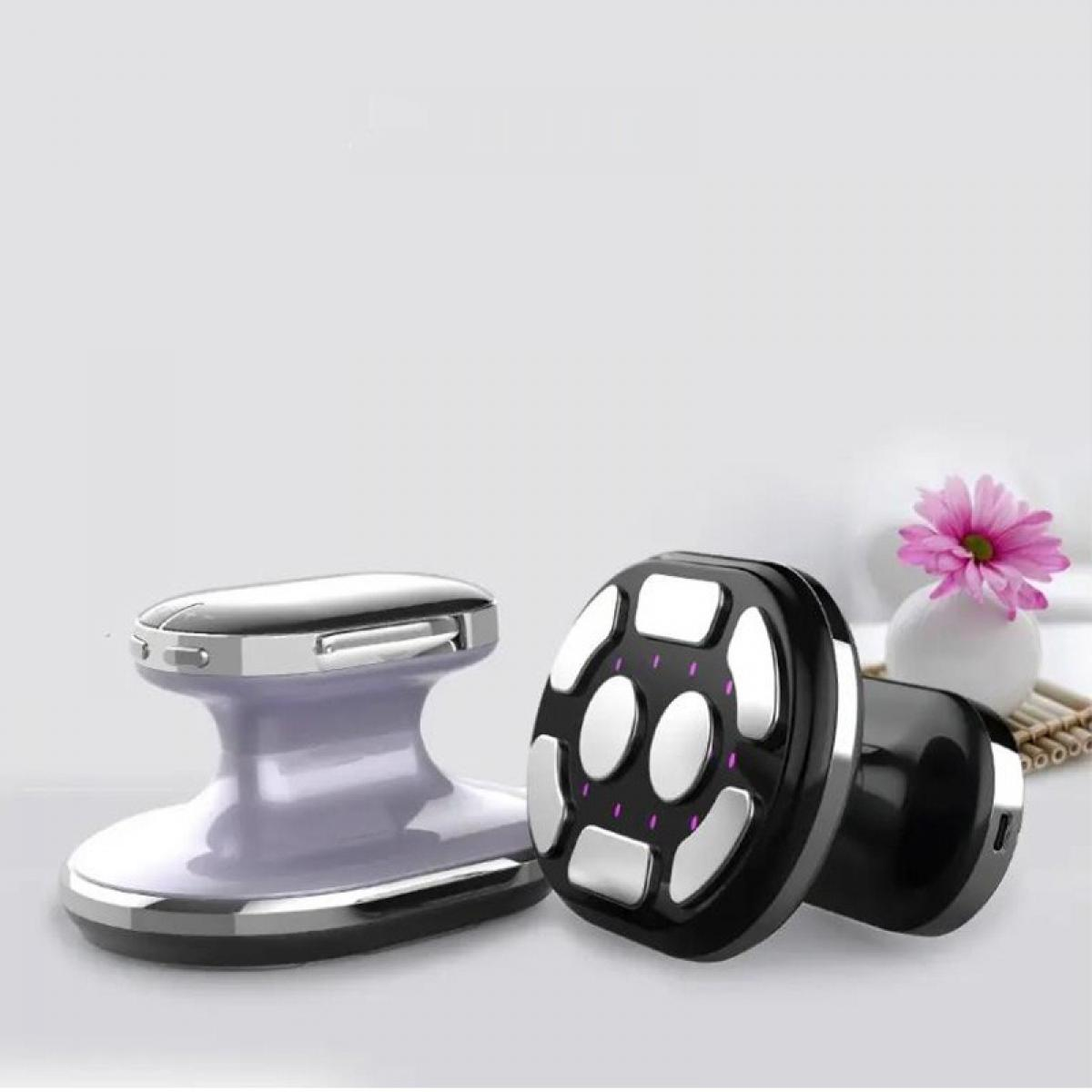 Zwei Gesichtsmassagegeräte. Eines ist lavendelfarben und silber, das andere schwarz mit silbernen Akzenten. Im Hintergrund eine rosa Blume und eine Vase.