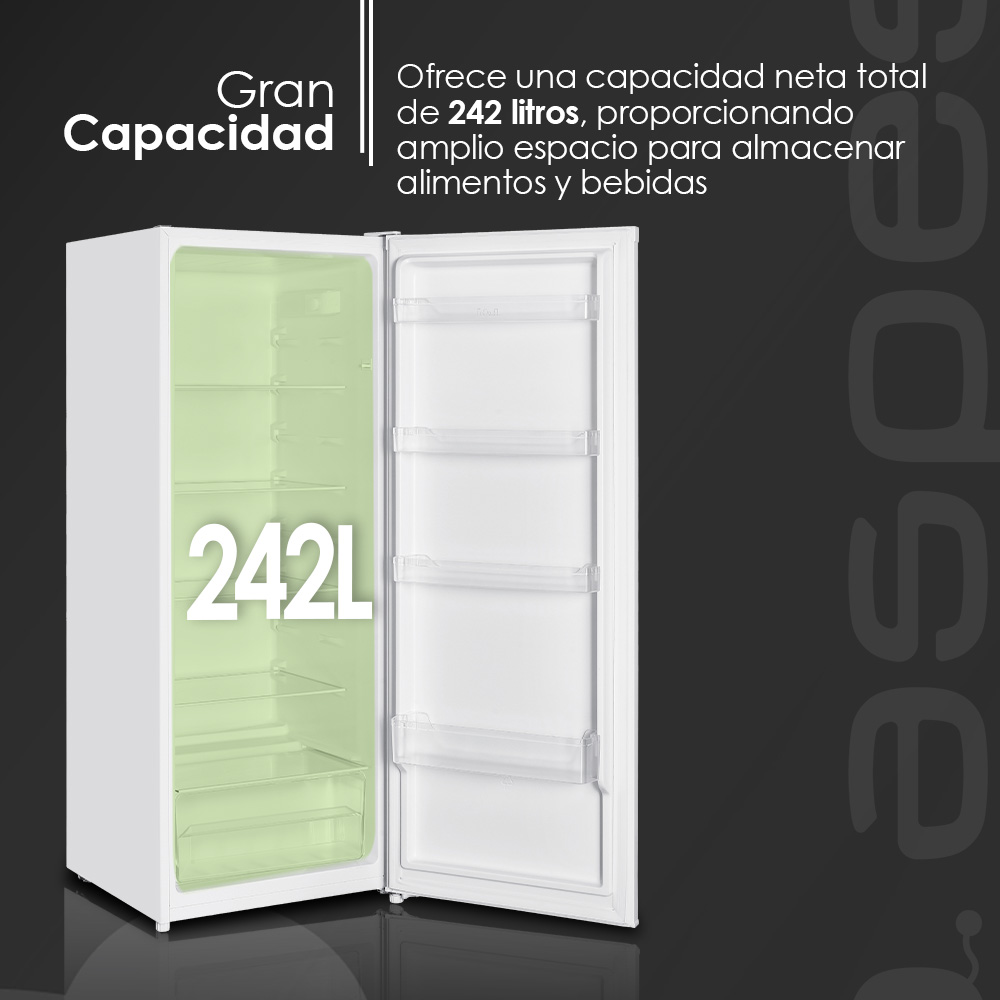 Refrigerador blanco con puerta abierta. El interior es verde. El texto dice 'Gran Capacidad' y '242L'. El fondo es gris oscuro.