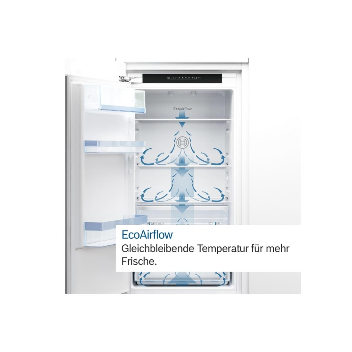 Offener weißer Kühlschrank mit Regalen und blauen Luftstromdiagrammen. Text: 'EcoAirflow' und 'Gleichbleibende Temperatur für mehr Frische'.
