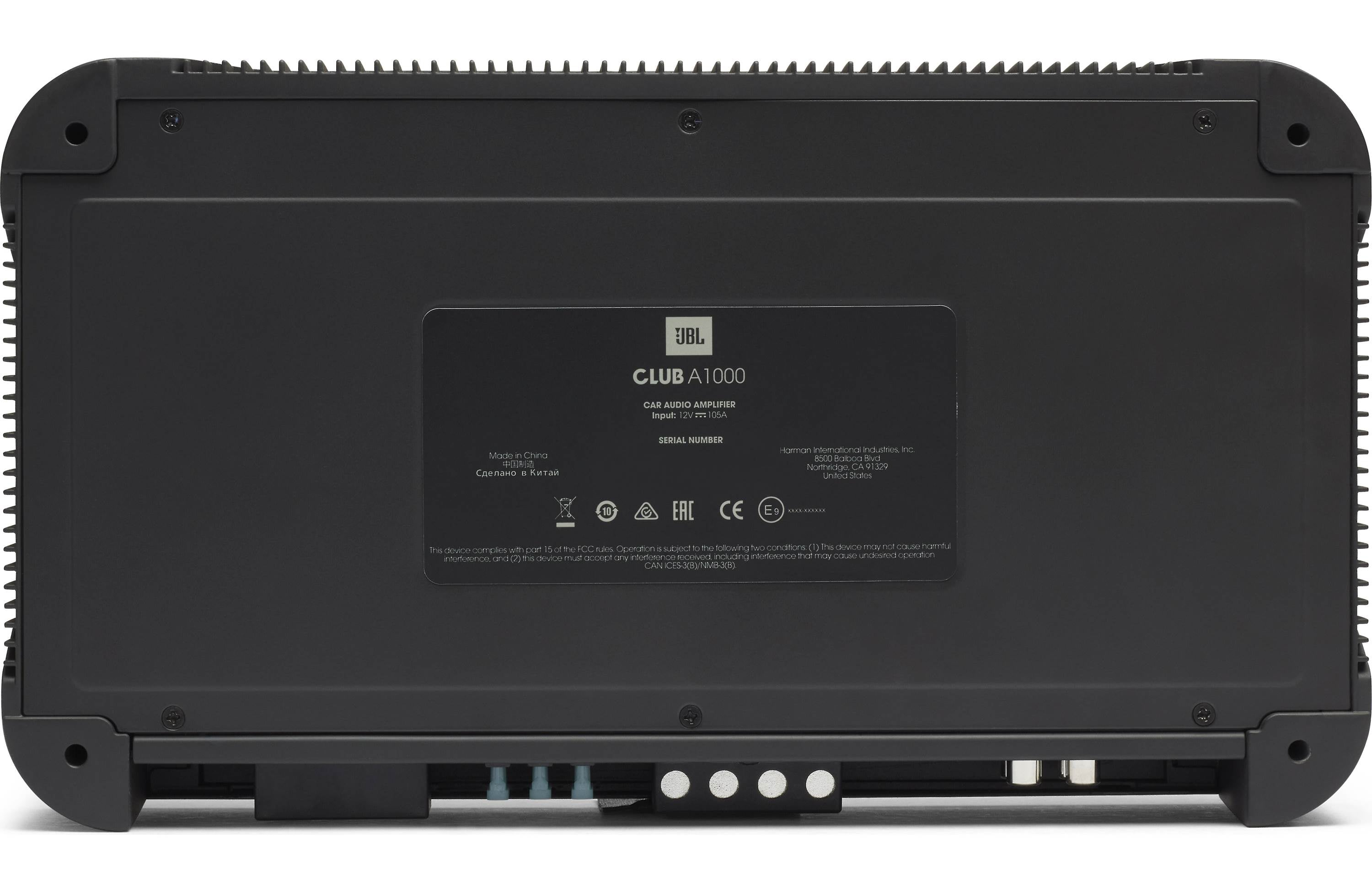 Ein schwarzer JBL Club A1000 Auto-Audioverstärker. Er hat Logos und Text, mit dunklem Hintergrund.