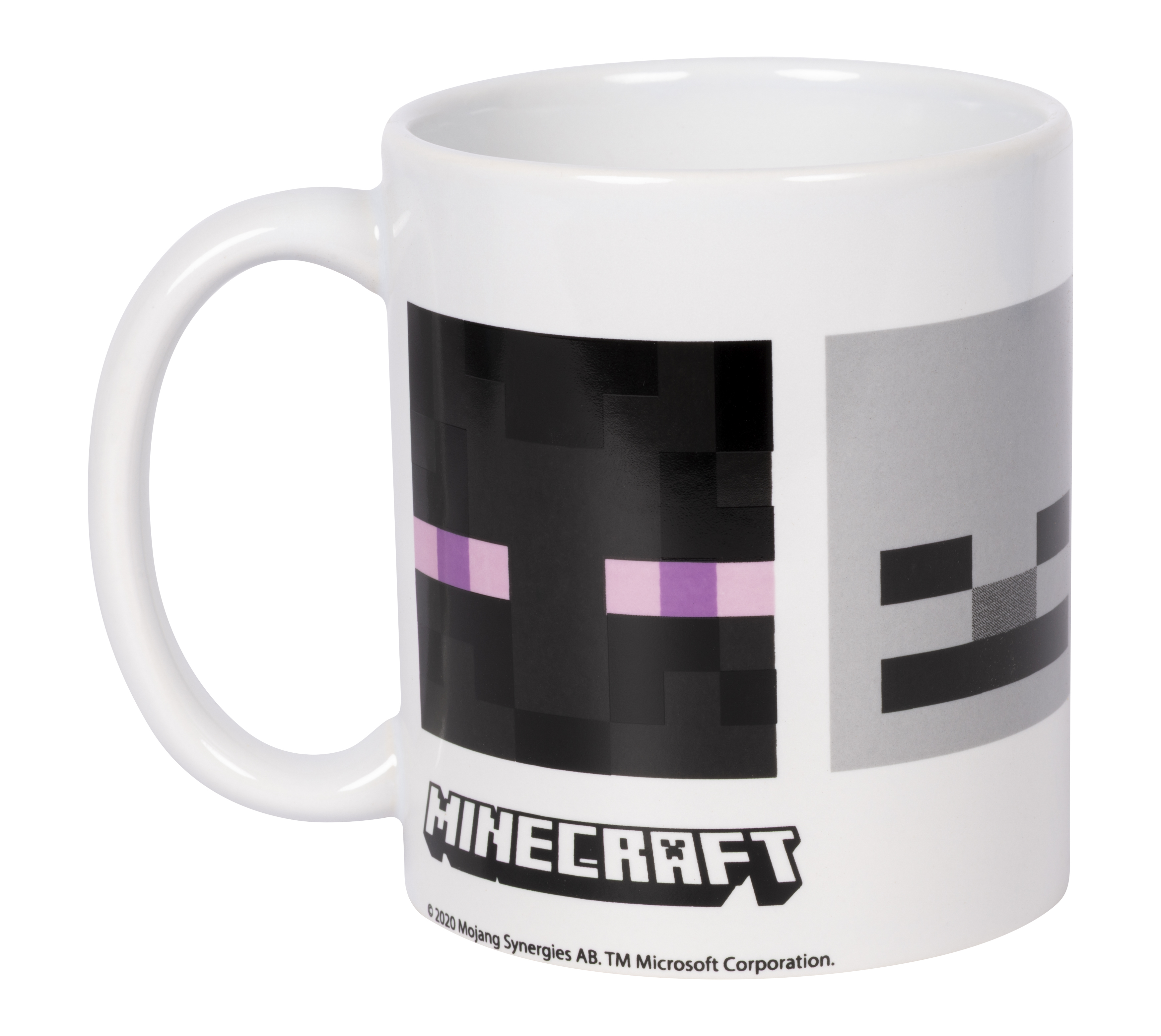 Weißer Minecraft-Becher. Zeigt Enderman- und Steve-Pixelkunst. Hat einen gebogenen Henkel und das Minecraft-Logo.