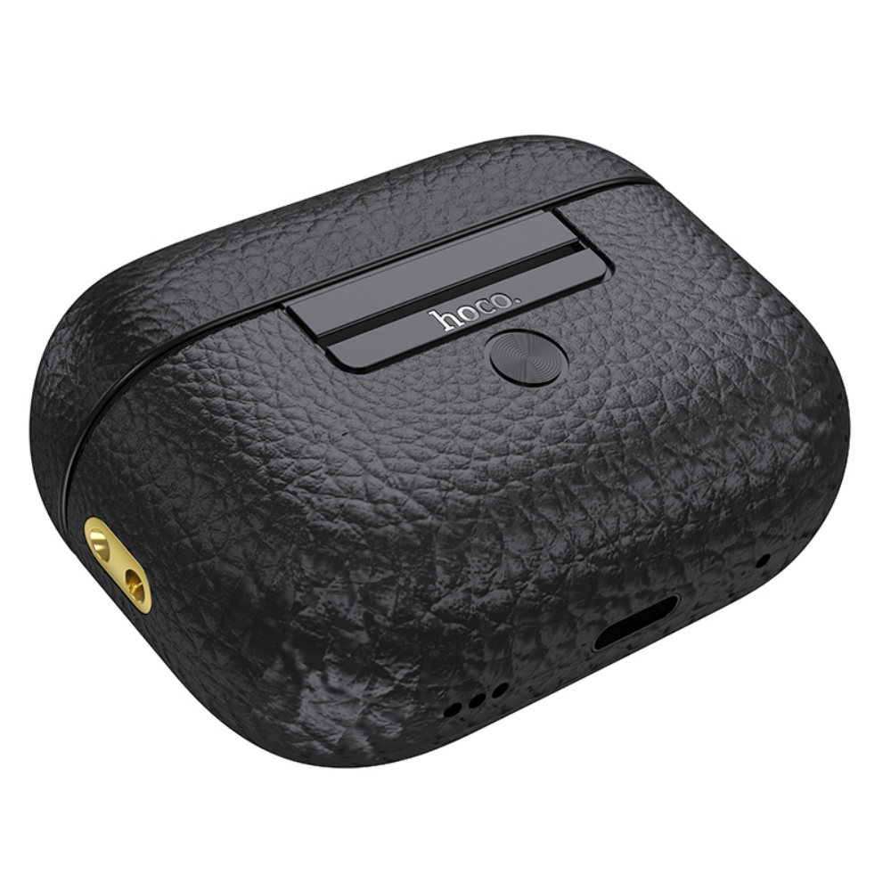 Una funda negra texturizada para auriculares con la marca 'hoco' en la parte superior. Tiene detalles dorados y un botón lateral.