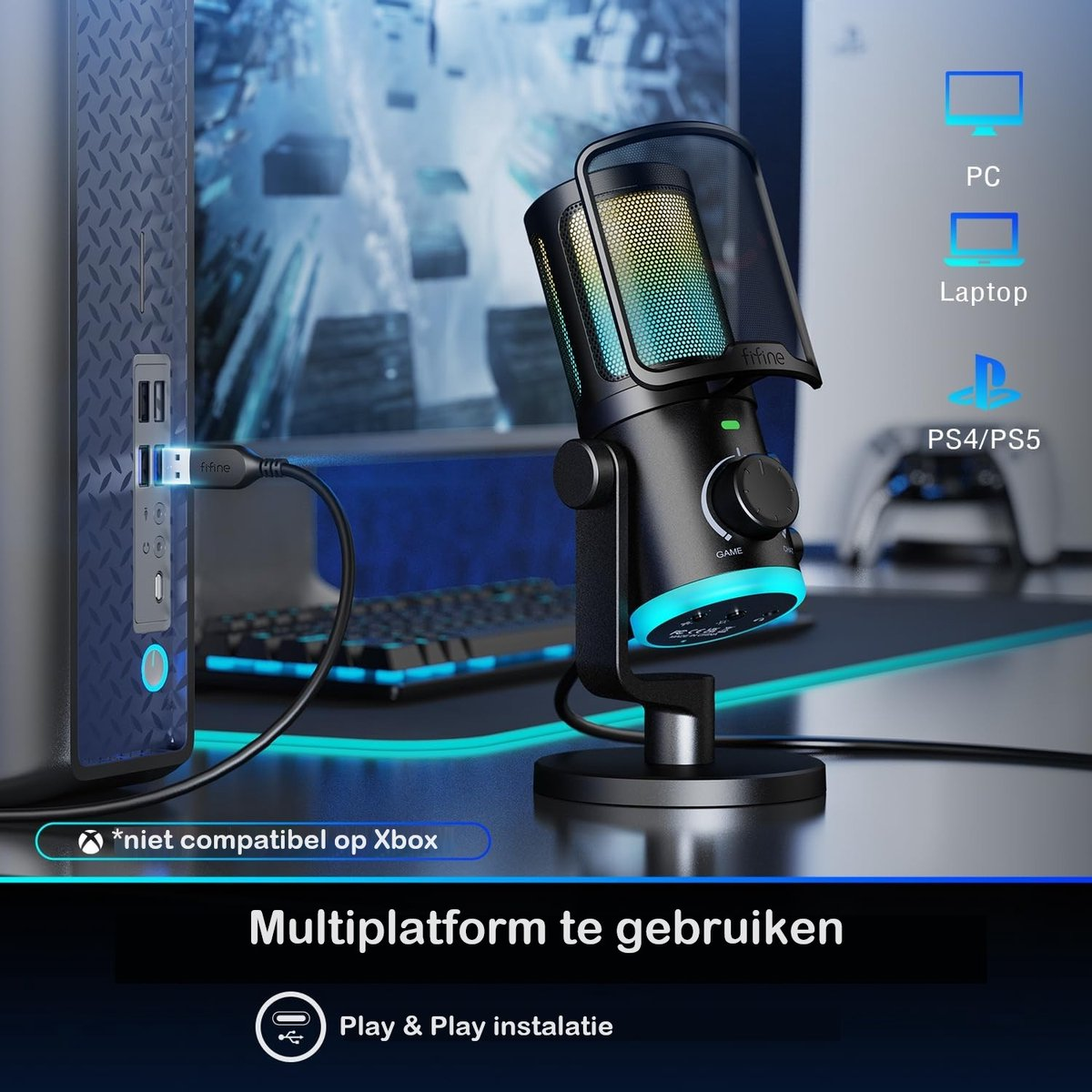 Een zwarte microfoon met blauwe lichten is aangesloten op een computer. Pictogrammen geven compatibiliteit met pc, laptop en PS4/PS5 aan.