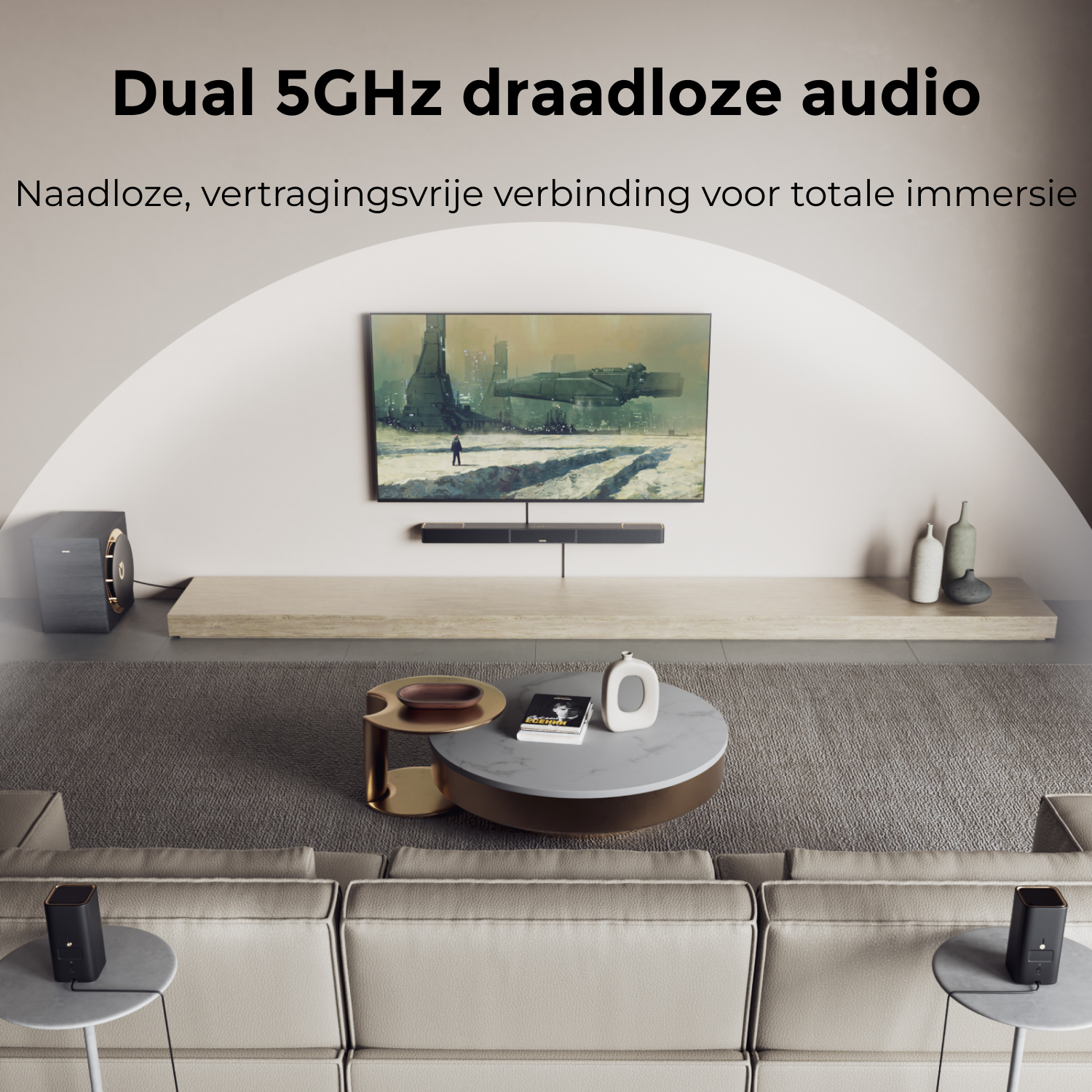 Salon avec TV, système audio et mobilier moderne. Scène de ville futuriste sur l'écran.