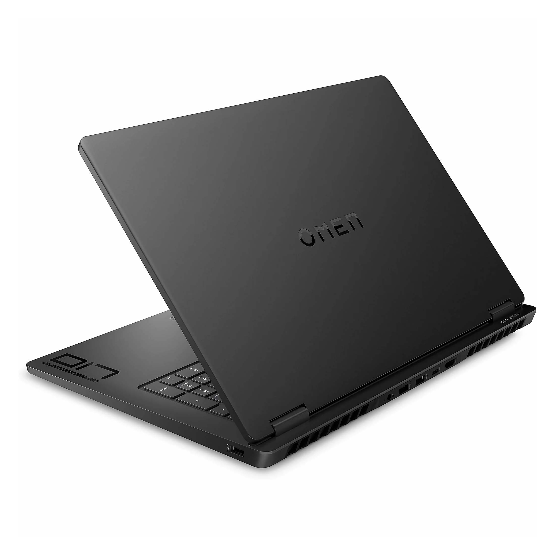 Schwarzer OMEN-Laptop ist teilweise geöffnet auf weißem Hintergrund. Die Tastatur ist sichtbar. Das OMEN-Logo ist auf dem Deckel.