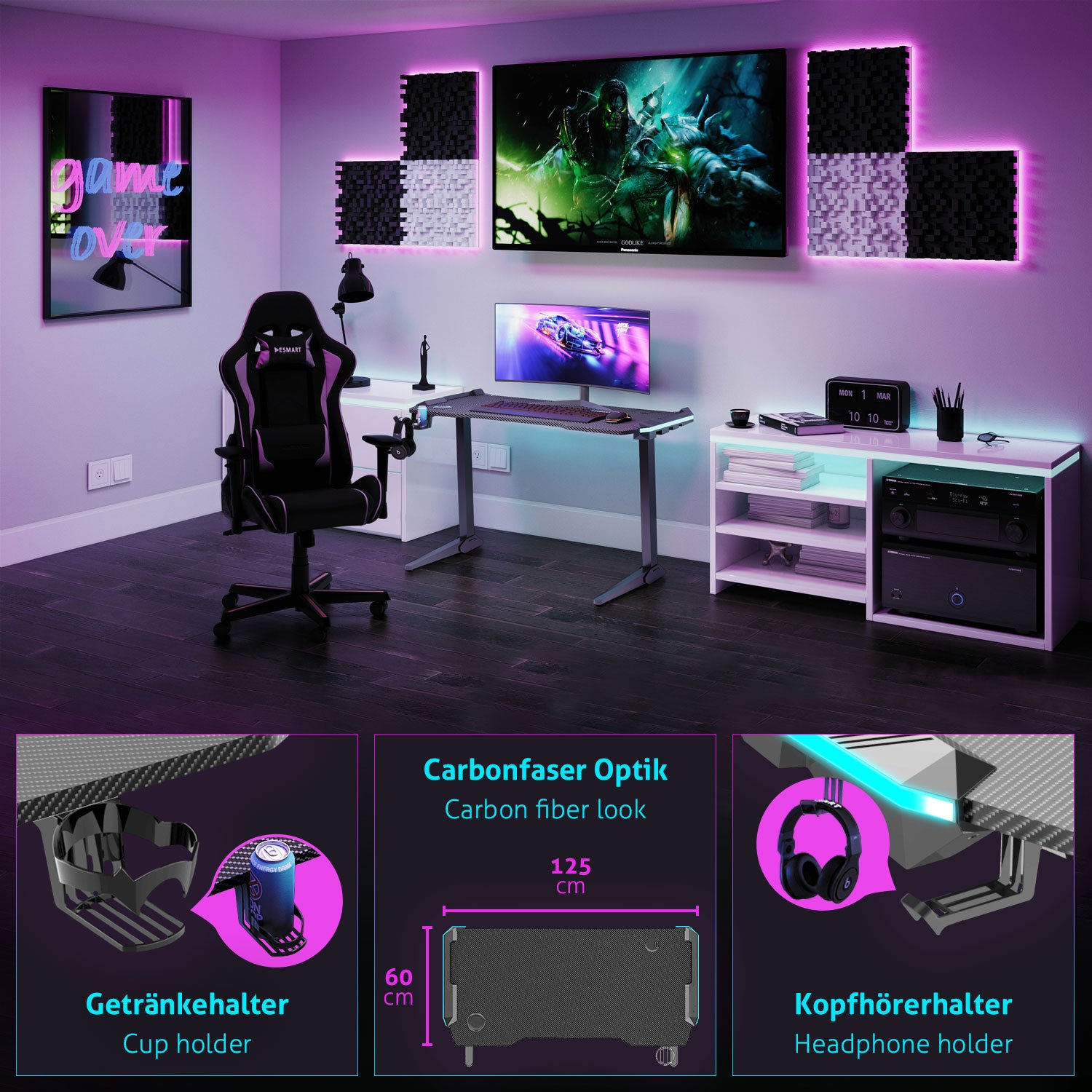 Ein Spielzimmer mit Schreibtisch, Stuhl und großem Bildschirm. Enthält einen Getränke- und Kopfhörerhalter. Der Raum hat lila Beleuchtung.
