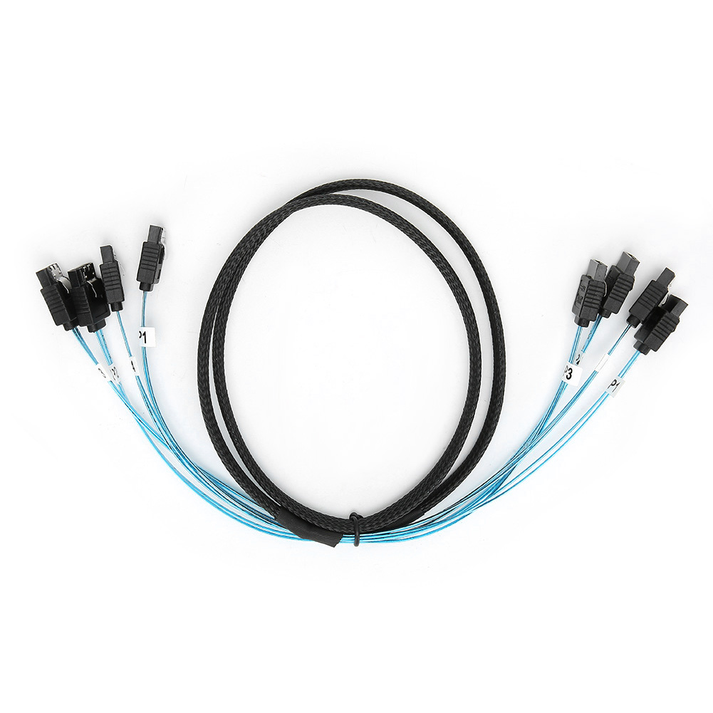 Ein schwarzes Kabel mit mehreren Anschlüssen. Das Kabel ist kreisförmig, mit hellblauen Drähten, die sich von den Anschlüssen auf weißem Hintergrund erstrecken.
