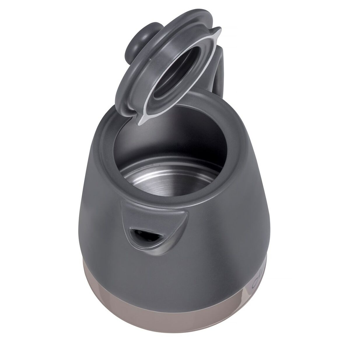 Szary czajnik elektryczny z otwartą pokrywą, odsłaniający wnętrze. Podstawa w jaśniejszym kolorze. Na białym tle.